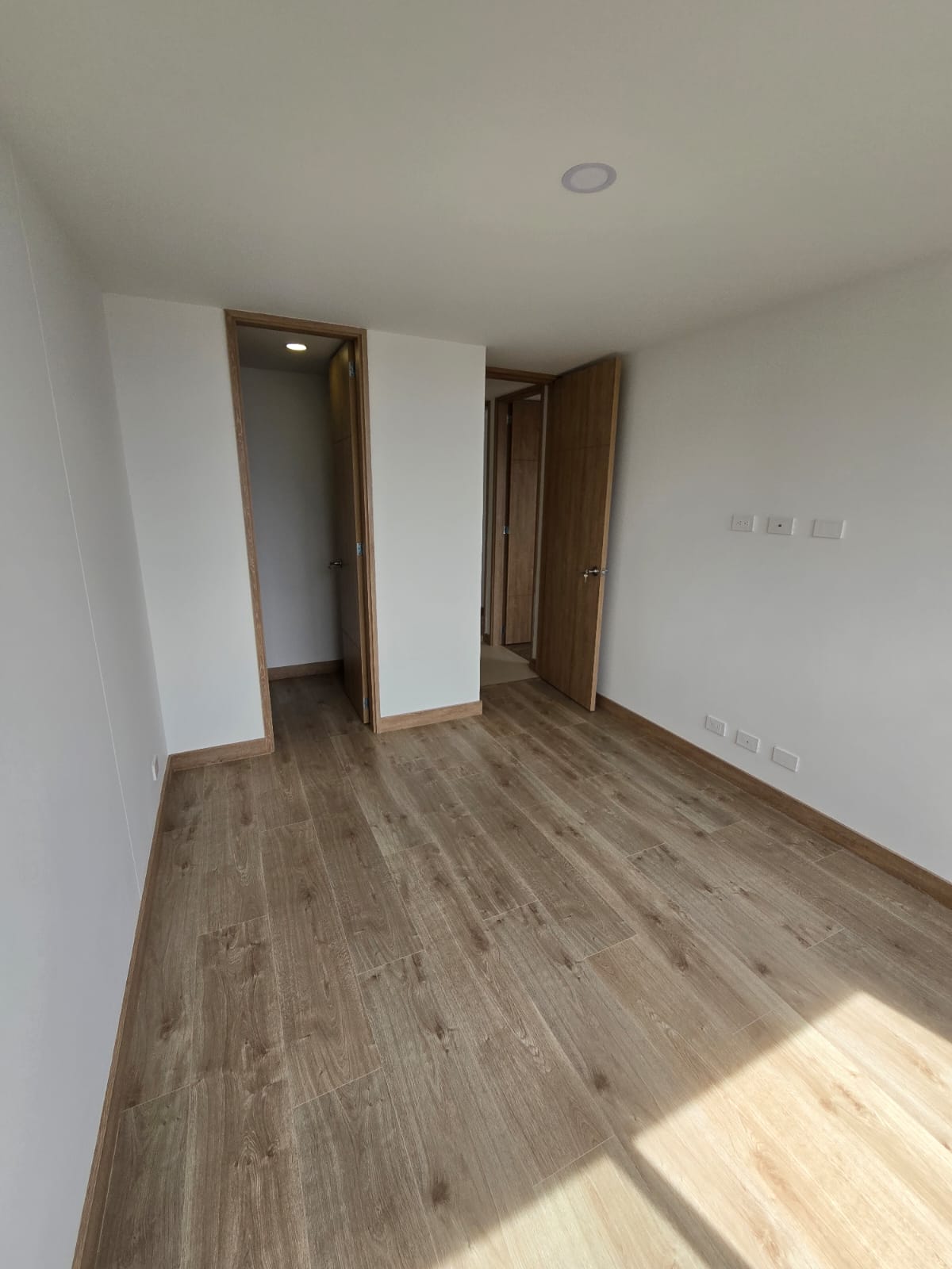 ARRIENDO APARTAMENTO PARA ESTRENAR - ENVIGADO LA CUENCA