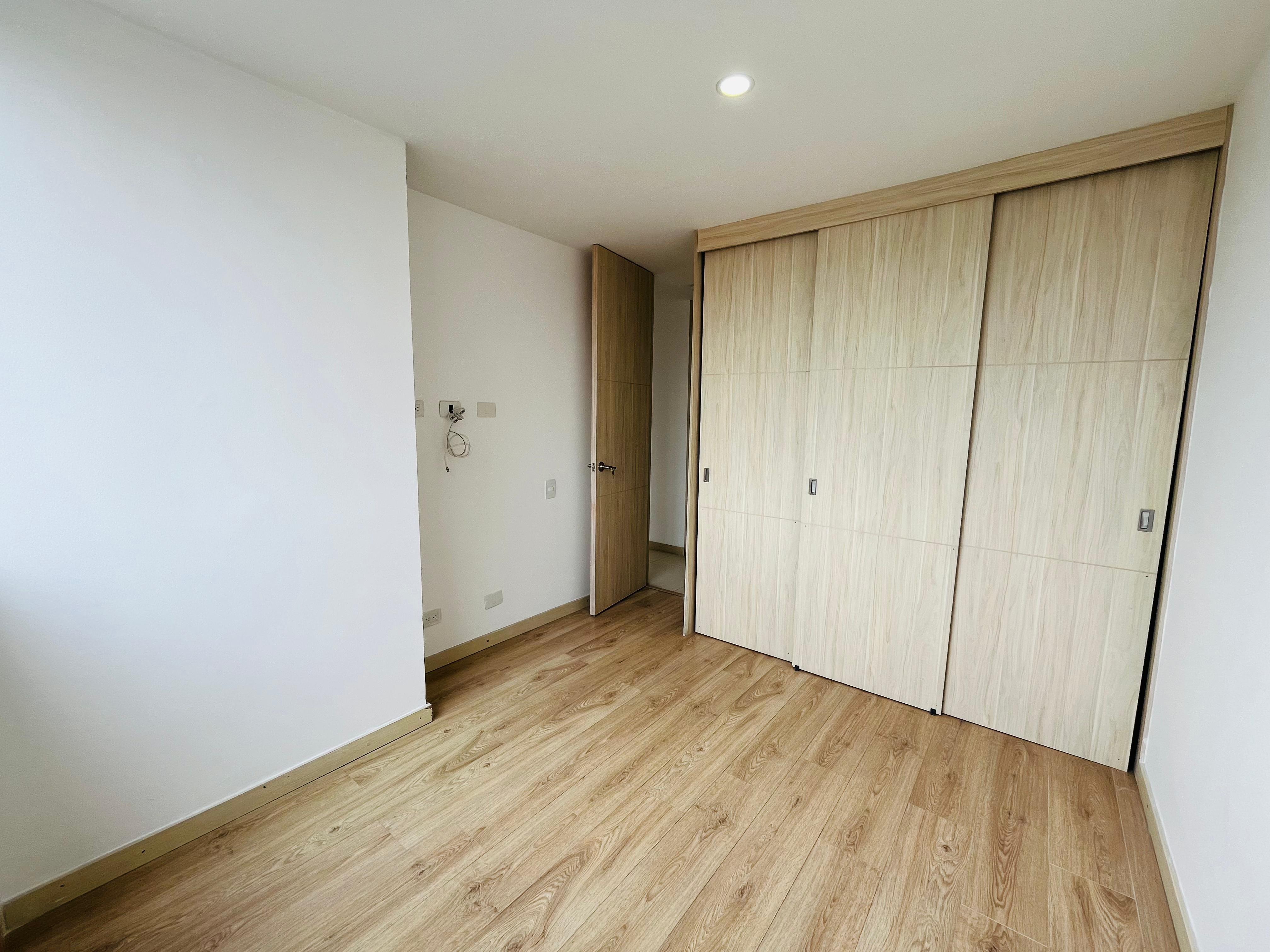 ARRIENDO APARTAMENTO - POBLADO LOS GONZALEZ