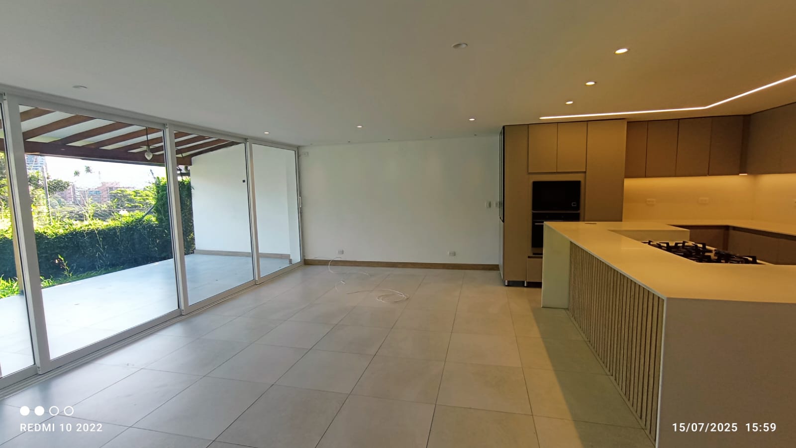 ARRIENDO CASA - ENVIGADO SECTOR INTERMEDIA