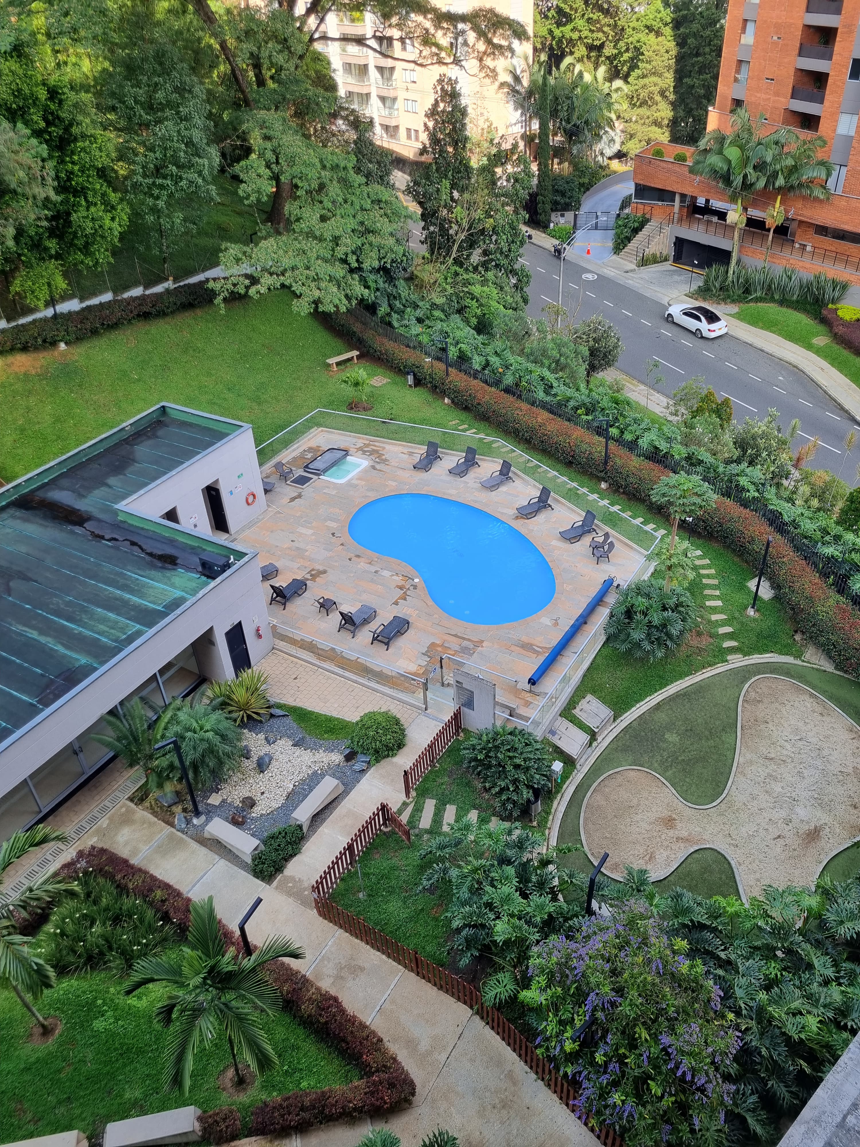 ARRIENDO APARTAMENTO - POBLADO LOS GONZALEZ