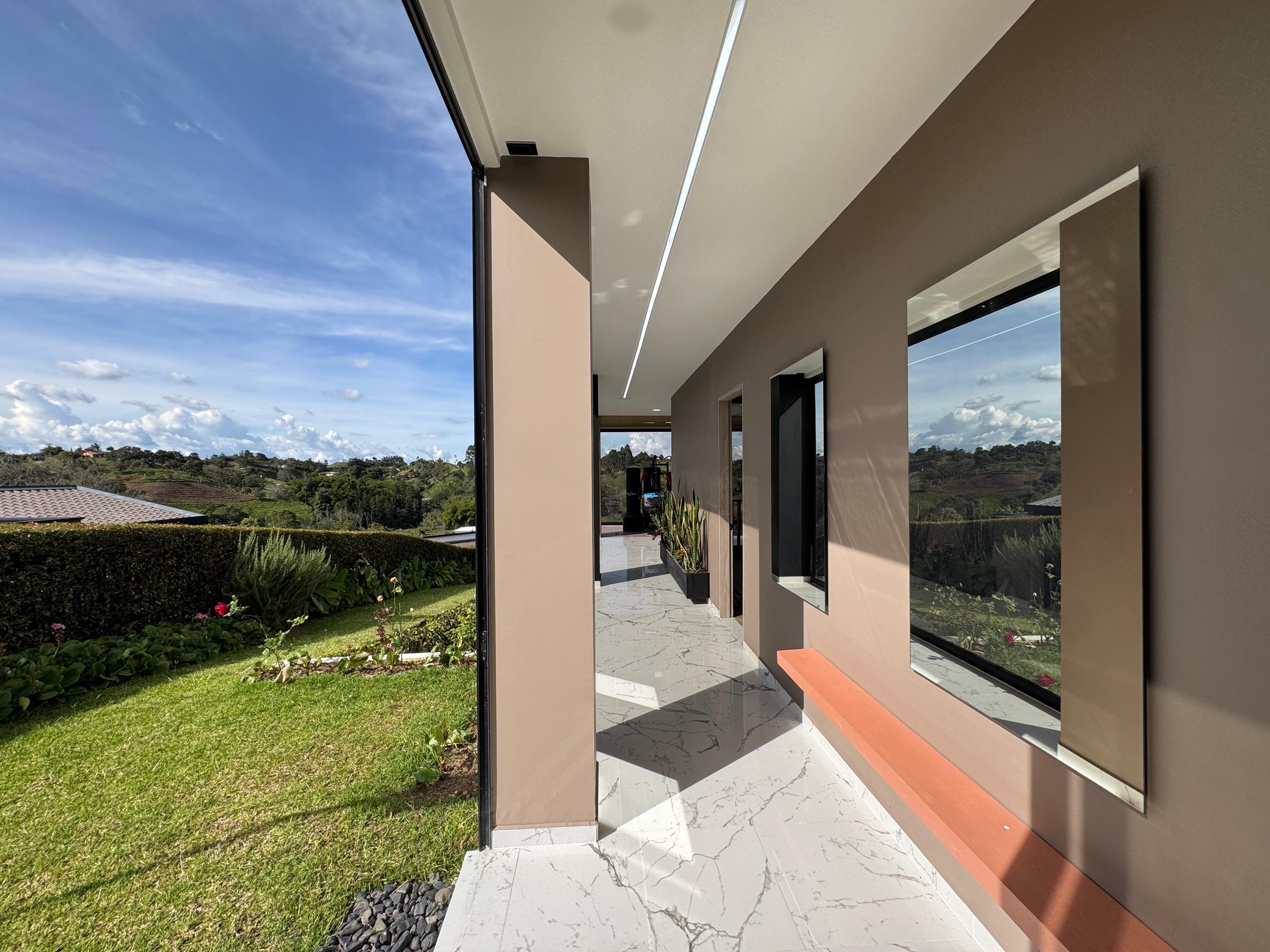 VENTA CASA CAMPESTRE - LLANOGRANDE