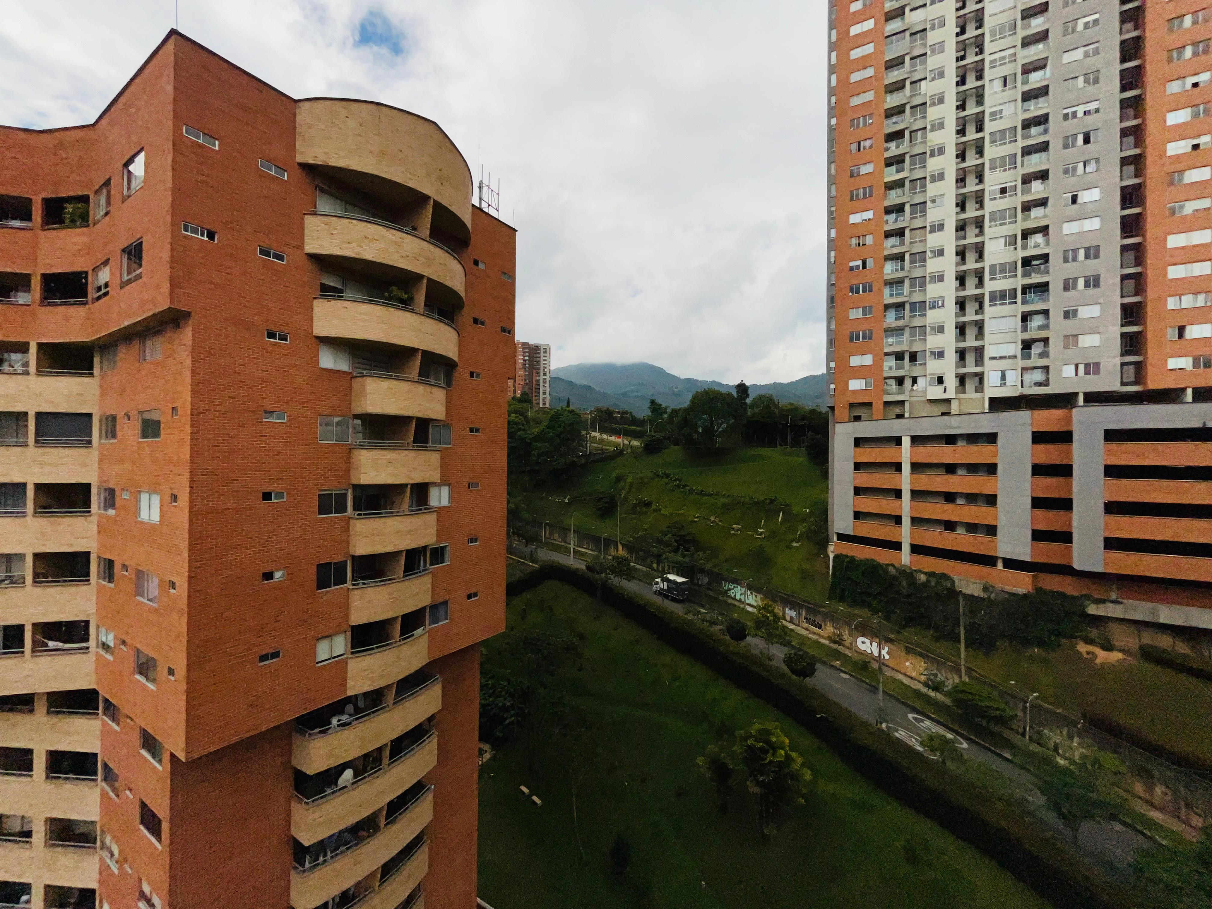 VENDO APARTAMENTO - SABANETA AVES MARIAS