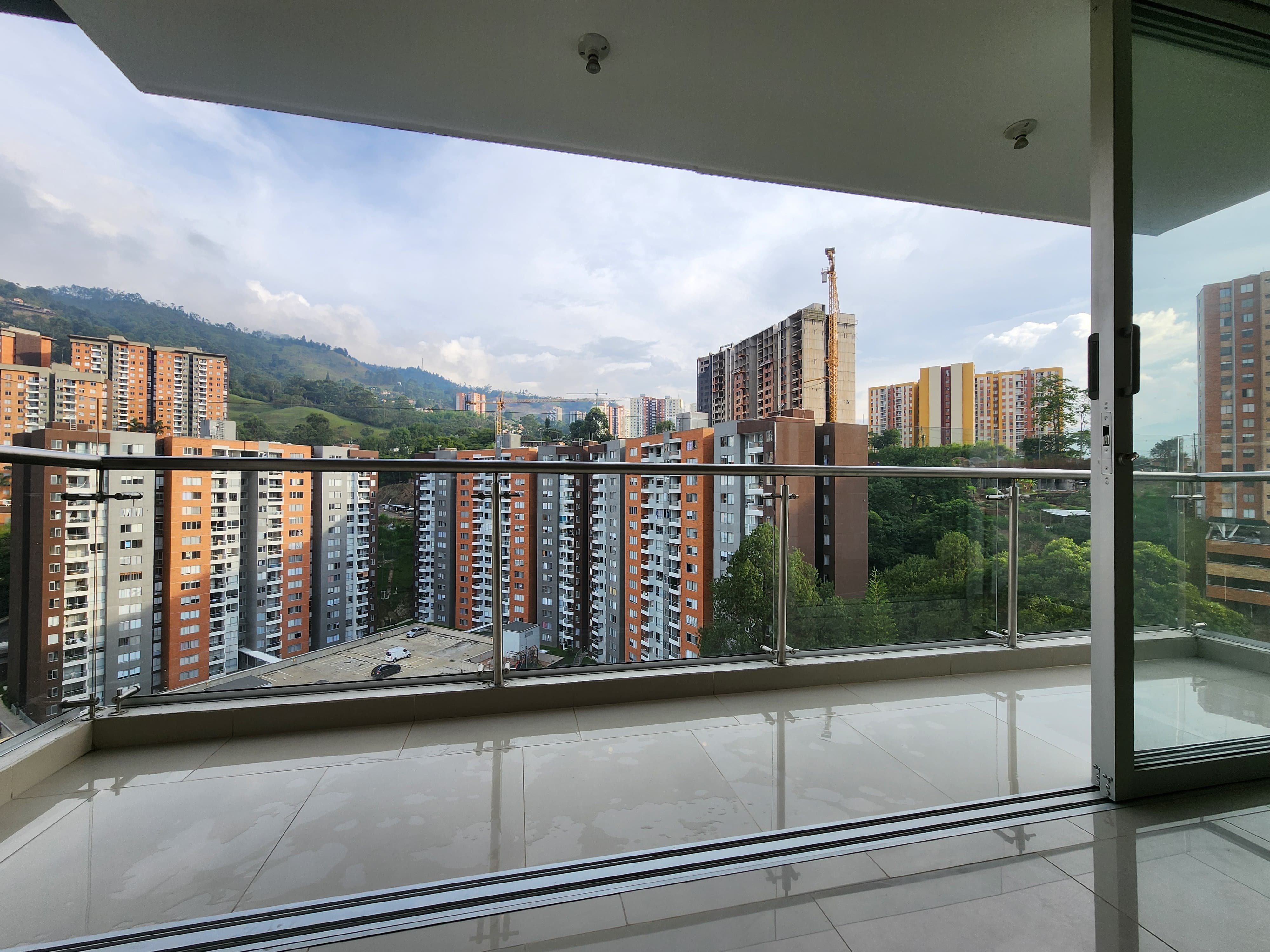 ARRIENDO APARTAMENTO - ENVIGADO LA CUENCA