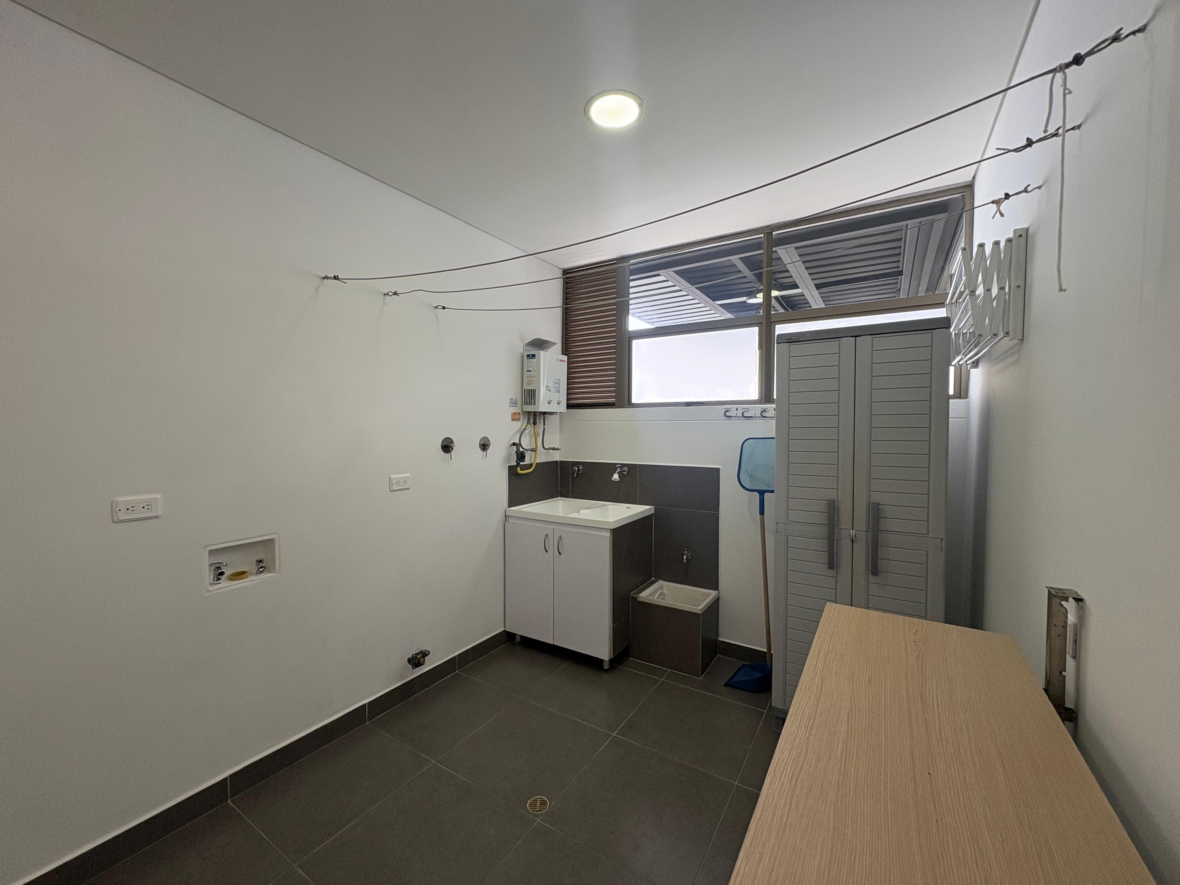 ARRIENDO CASA CAMPESTRE - ALTO DE LAS PALMAS