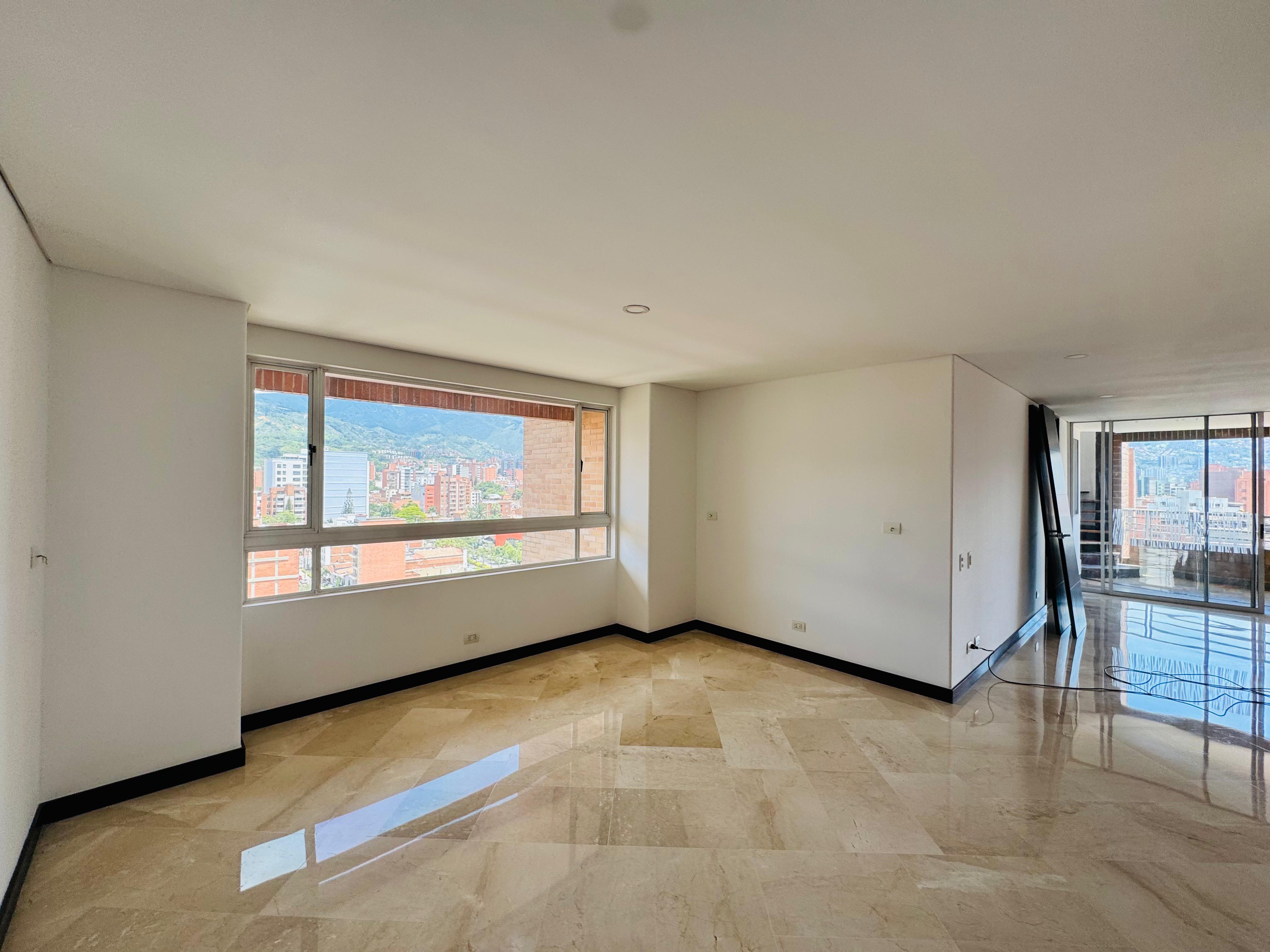 ARRIENDO PENTHOUSE DÚPLEX - LAURELES