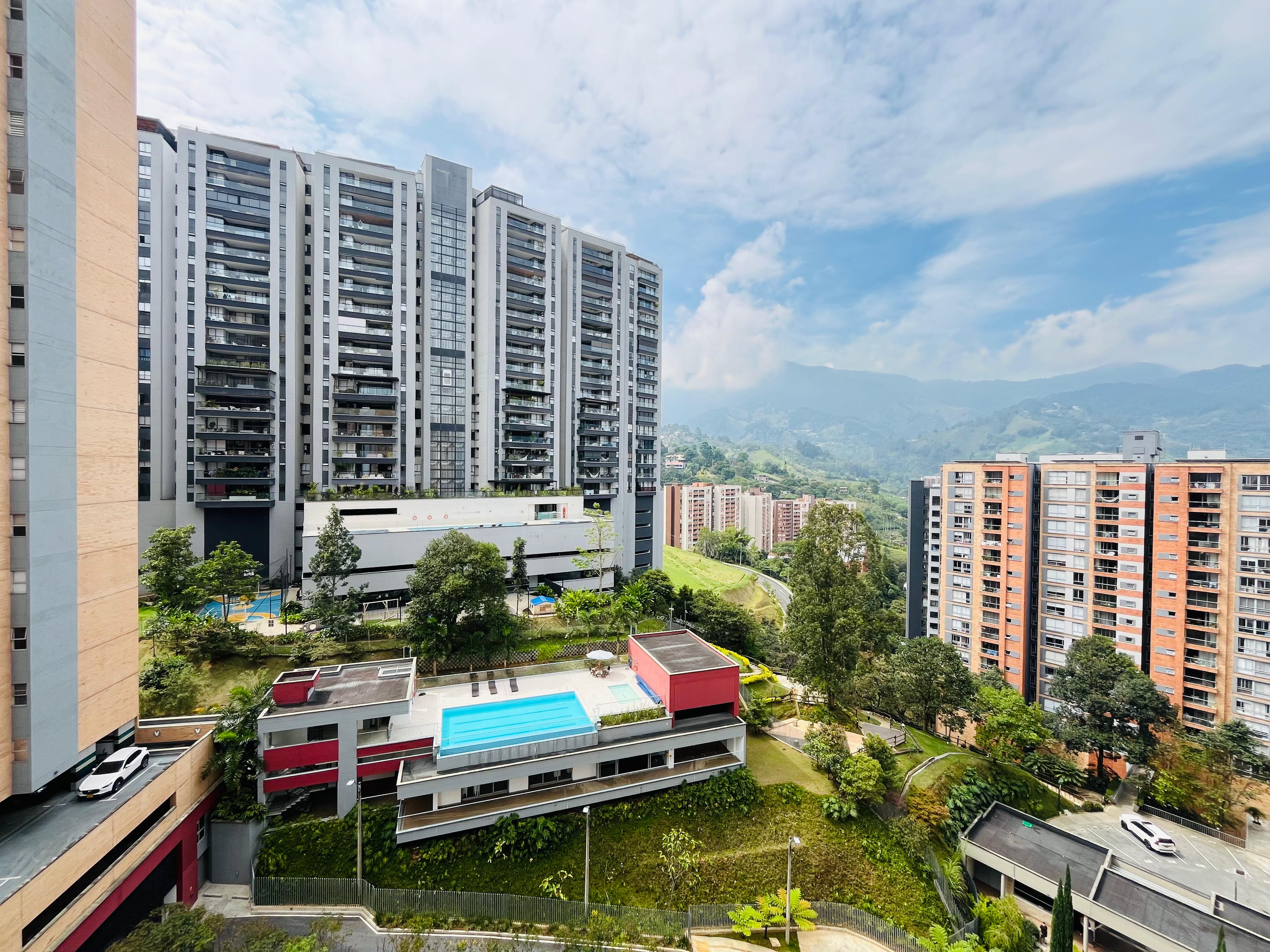 ARRIENDO APARTAMENTO - ENVIGADO LOMA DE LAS BRUJAS