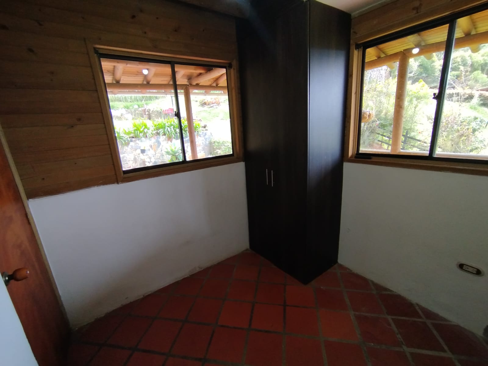 ARRIENDO CASA CAMPESTRE - COPACABANA VEREDA LA VETA