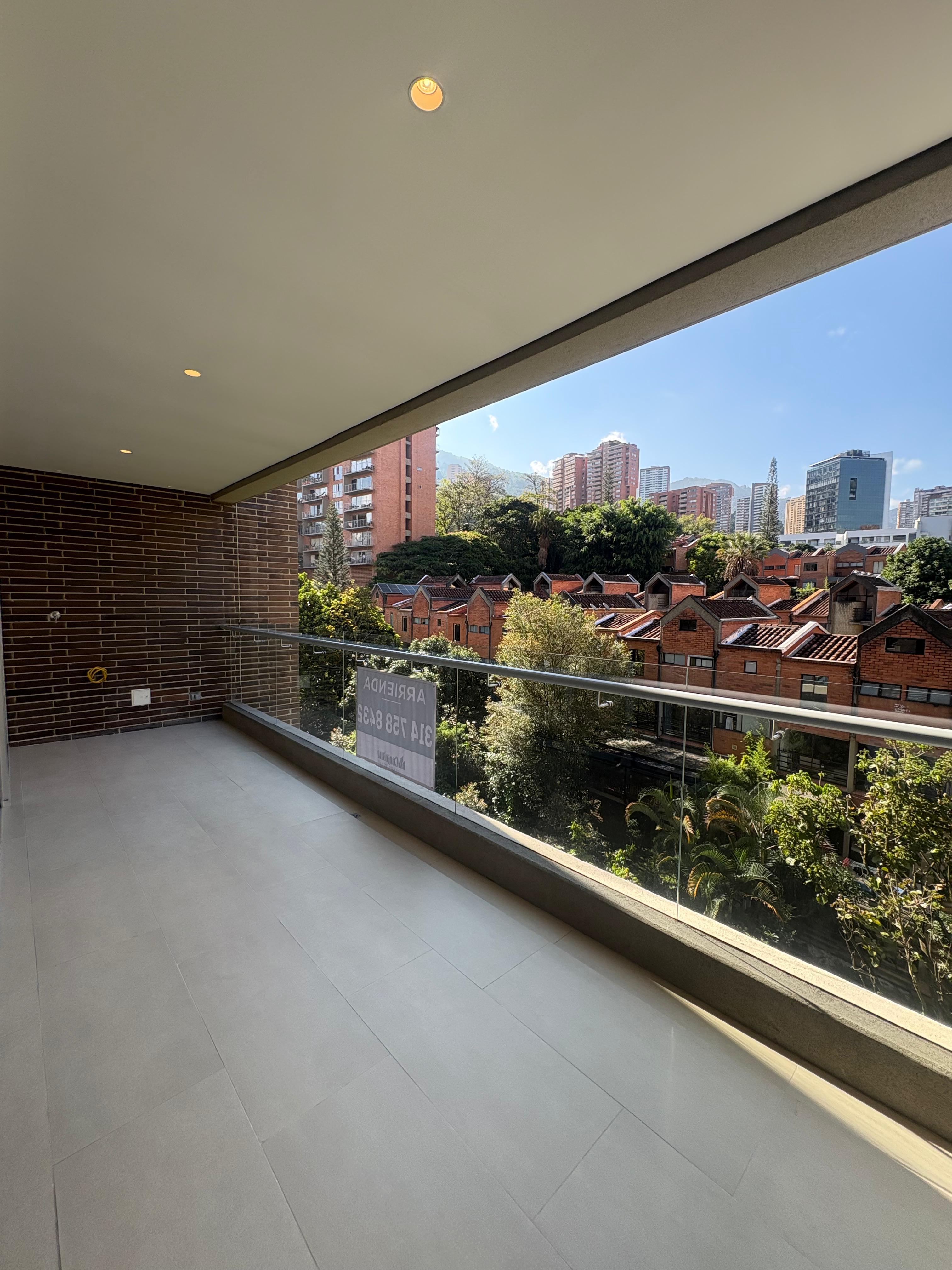 ARRIENDO APARTAMENTO, POBLADO TESORO