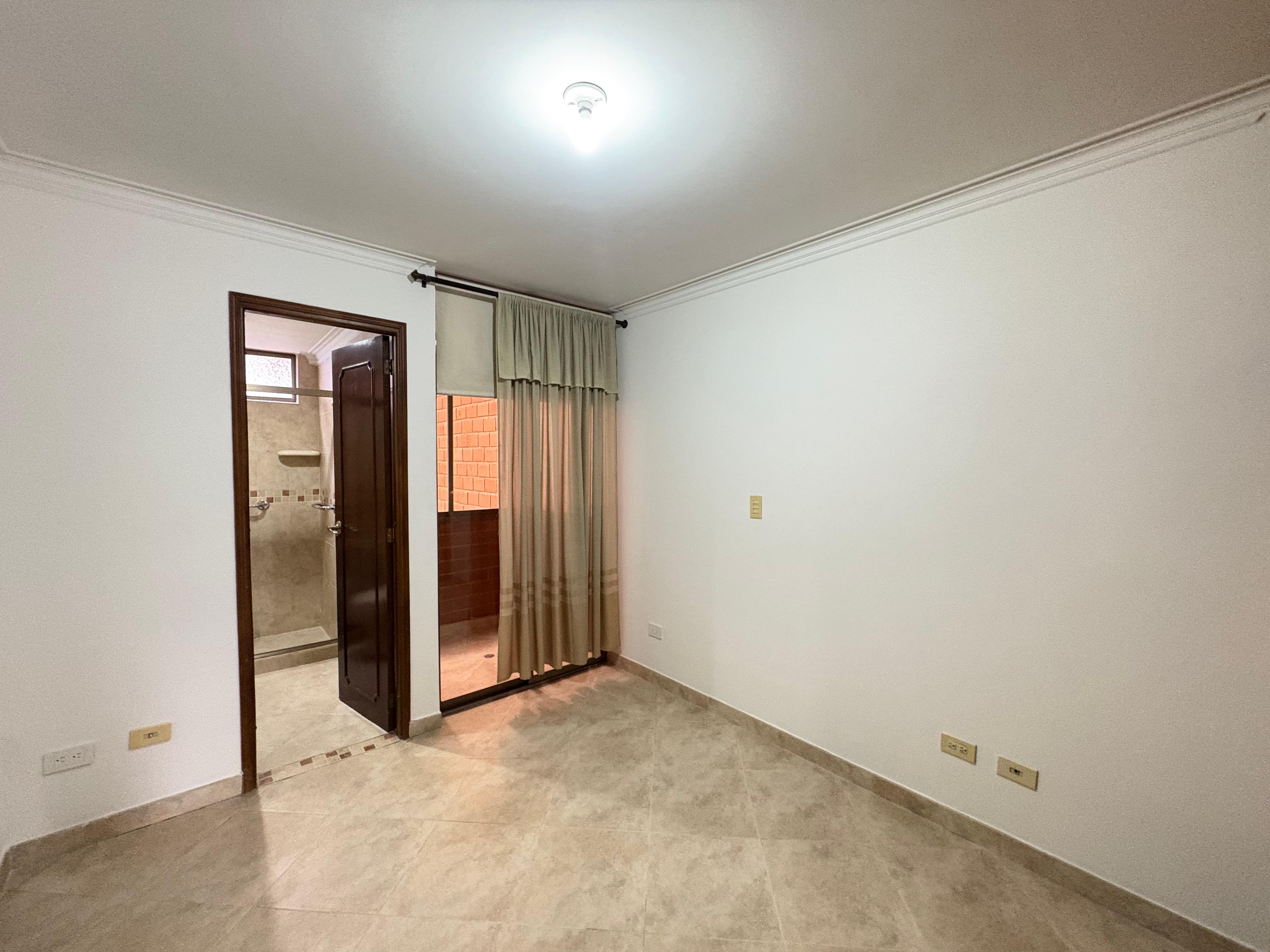 ARRIENDO APARTAMENTO, CONQUISTADORES