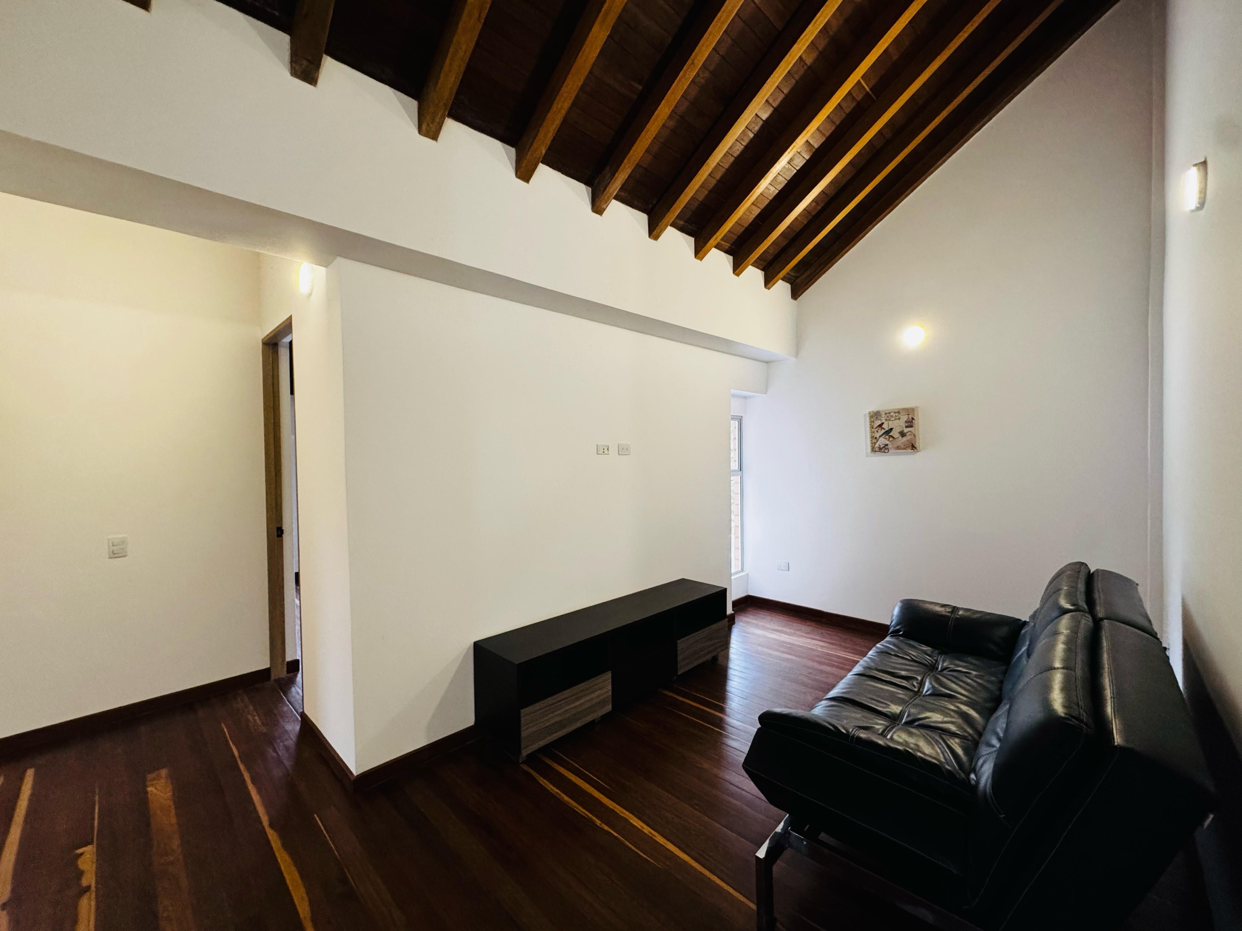 ARRIENDO CASA - ENVIGADO ESCOBERO