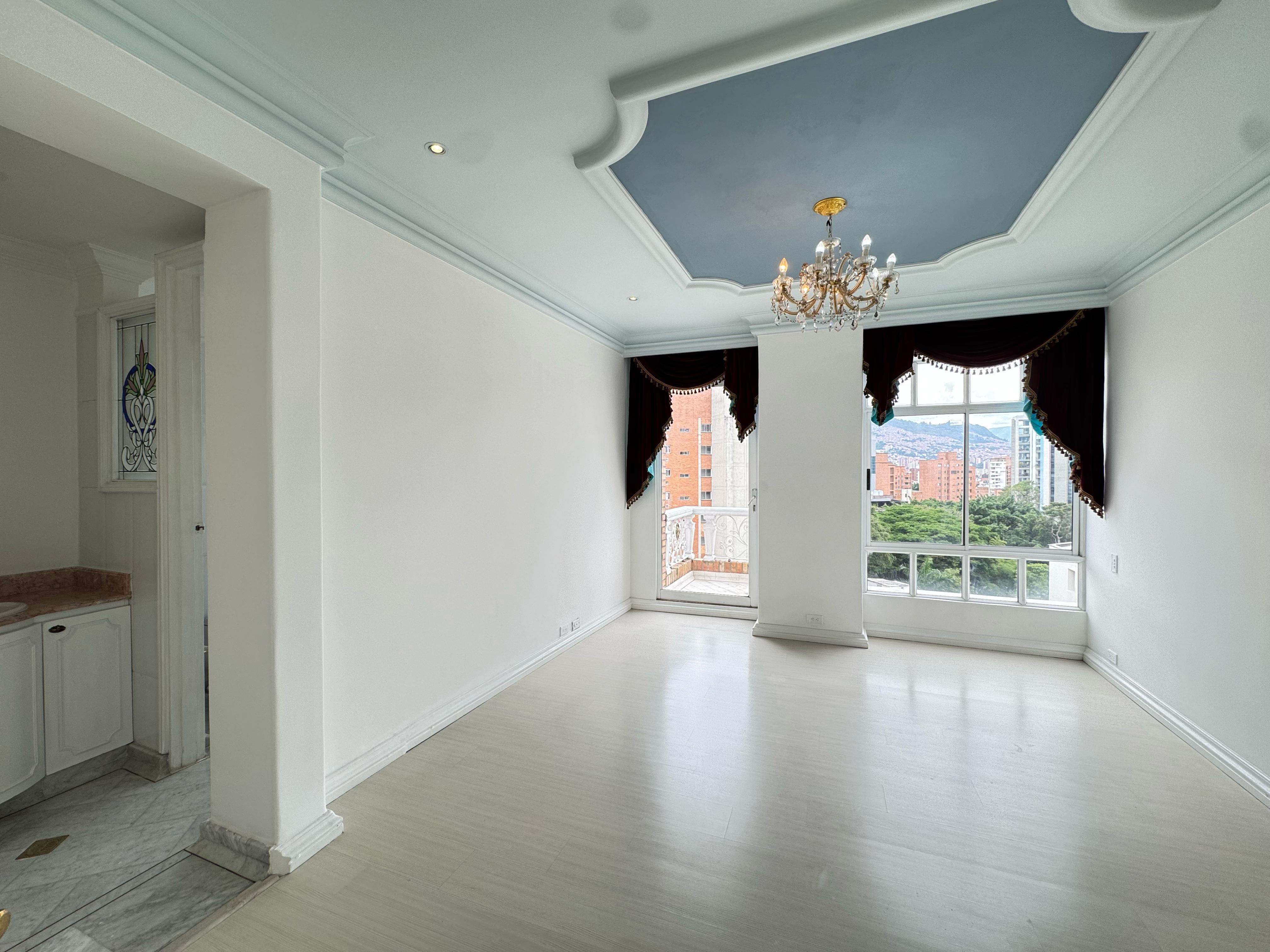 VENTA Y ARRIENDO PENTHOUSE DÚPLEX - LAURELES