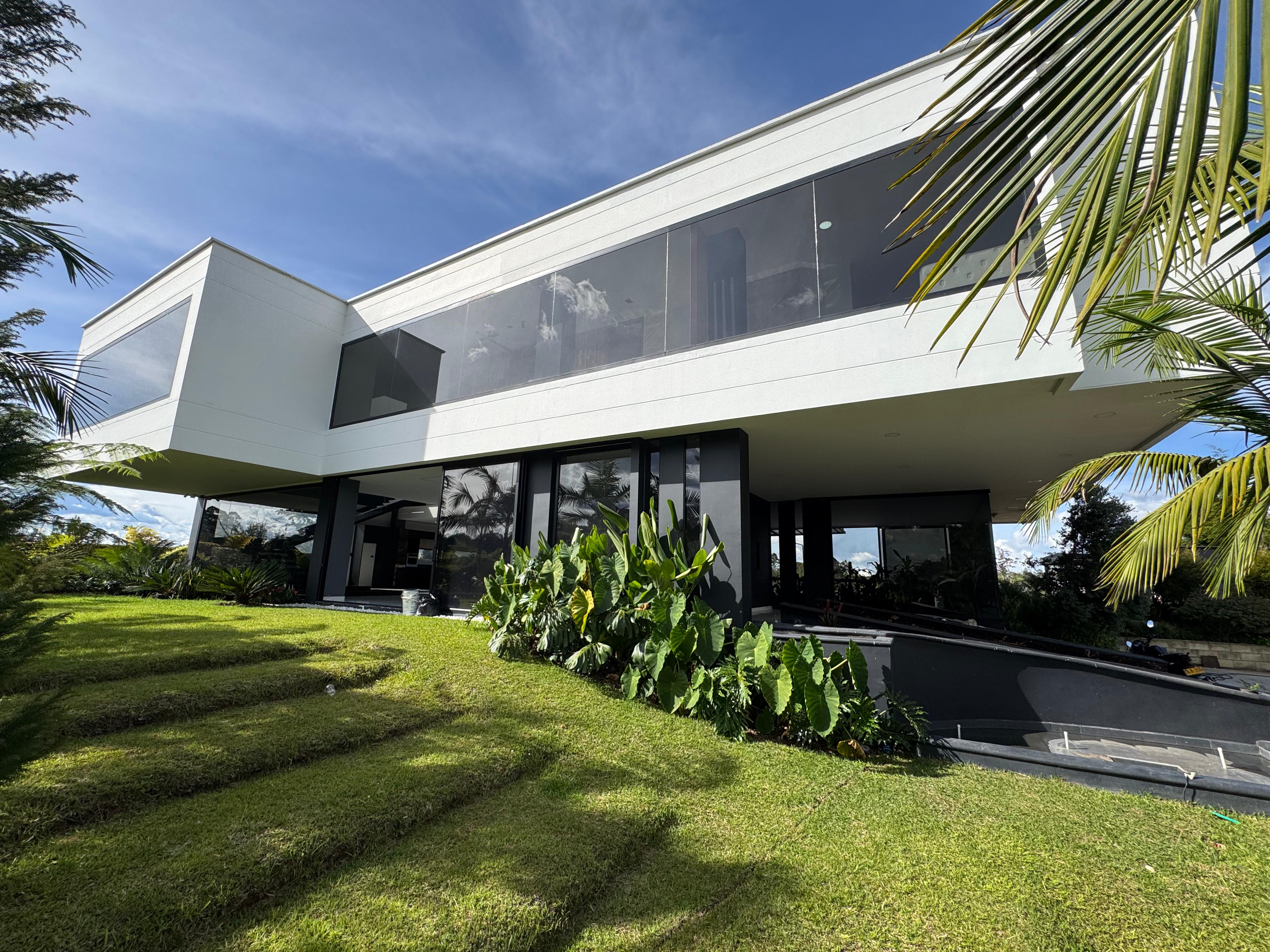 ARRIENDO CASA CAMPESTRE - GUARNE