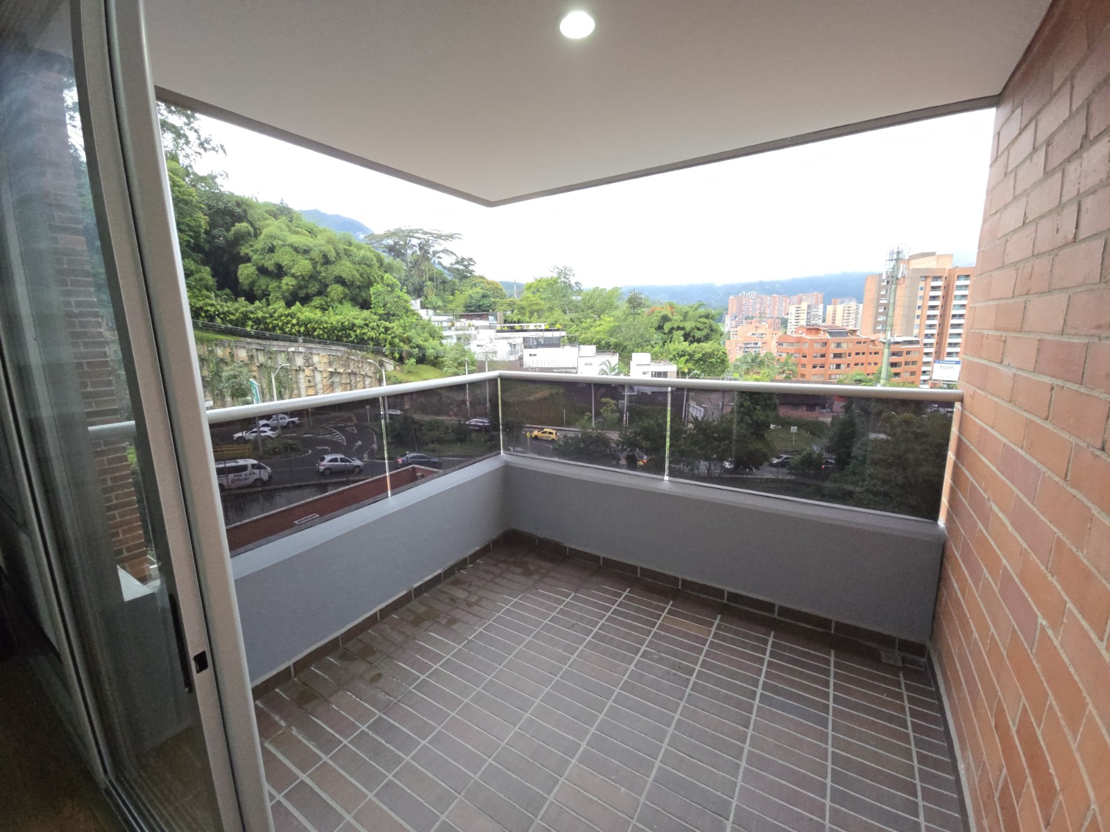 ARRIENDO APARTAMENTO - ENVIGADO ESMERALDAL