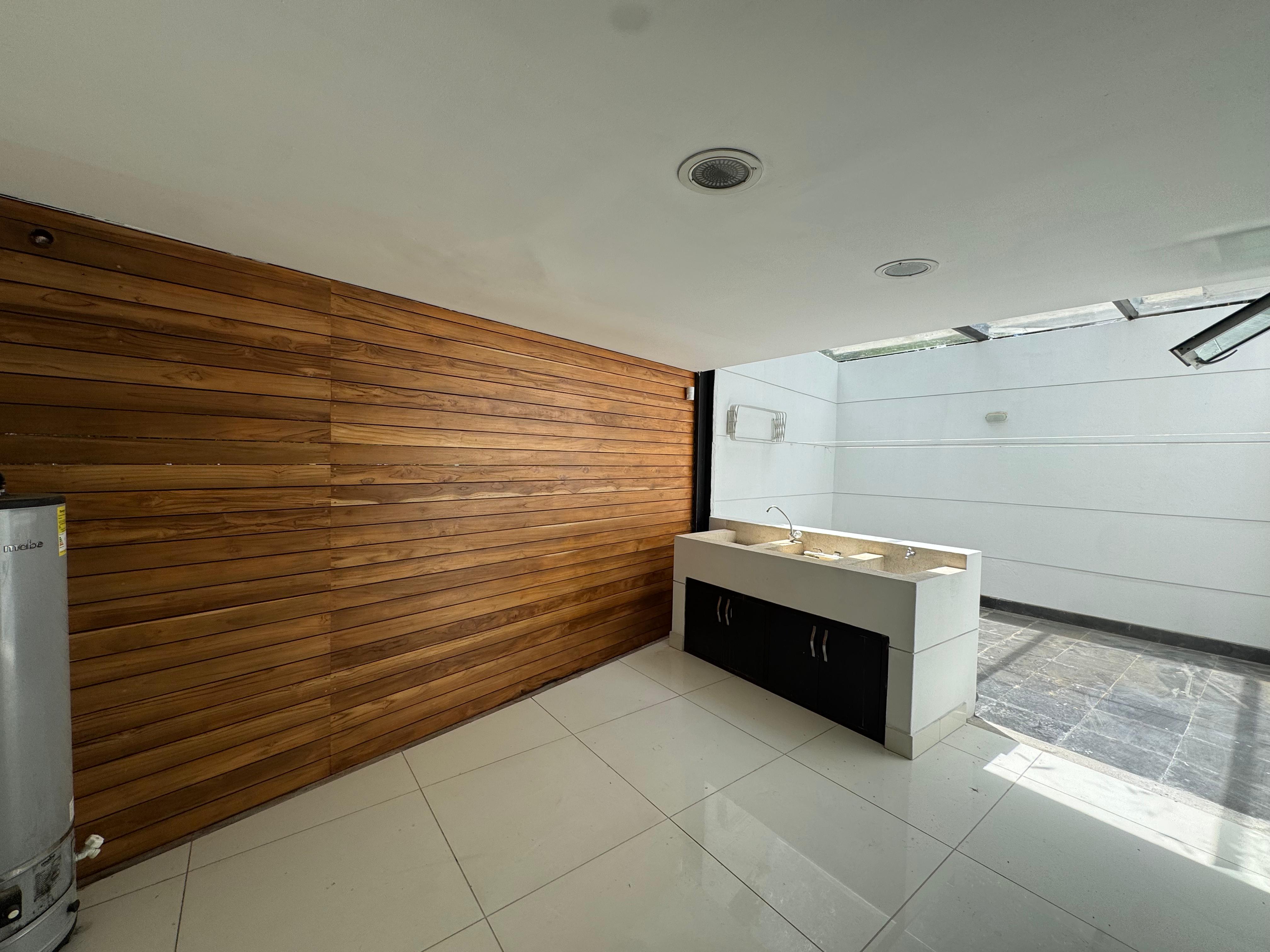 VENTA Y ARRIENDO CASA -  PALMAS CERCA AL TUNEL