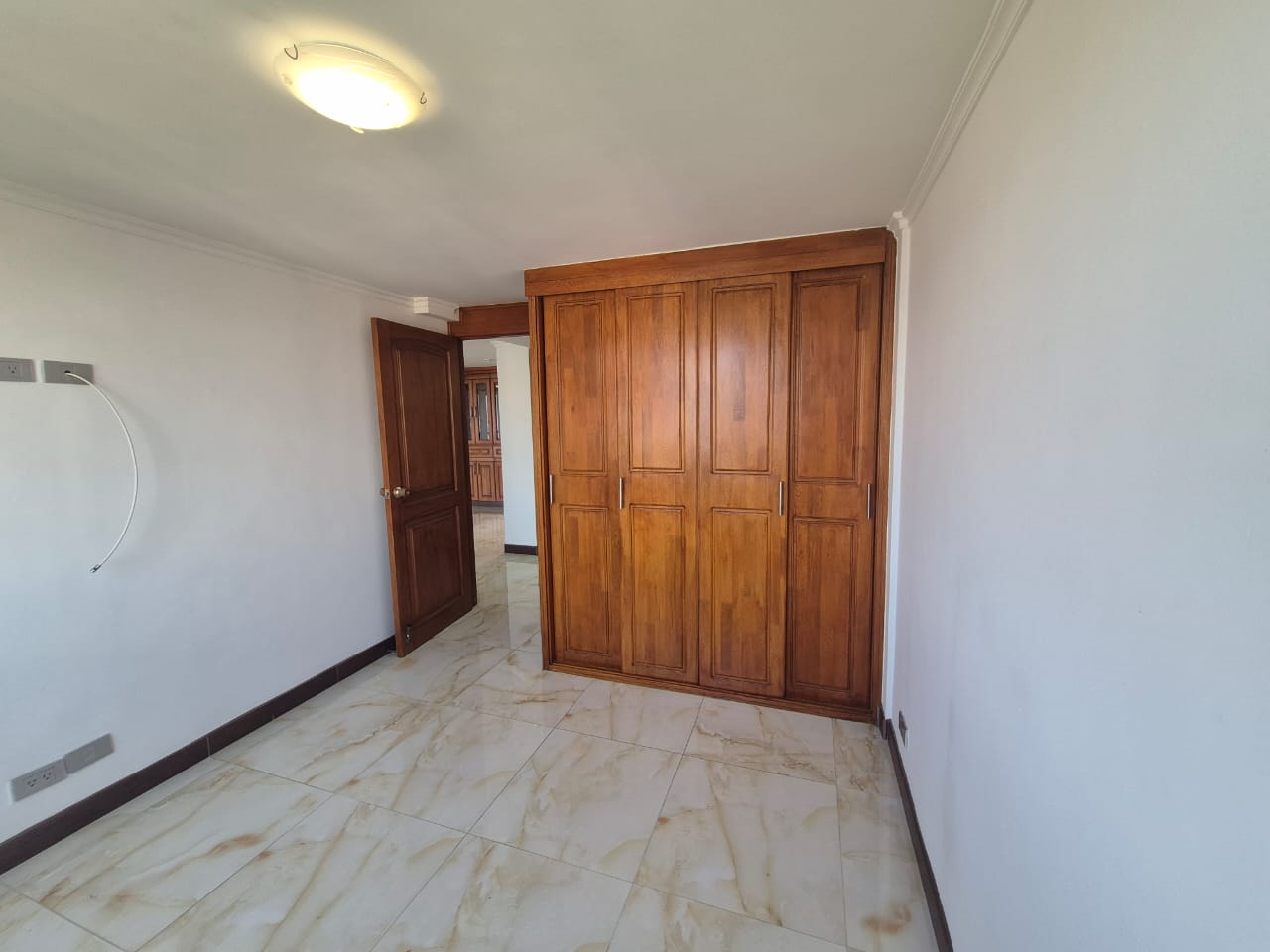 ARRIENDO APARTAMENTO DUPLEX POBLADO PALMAS
