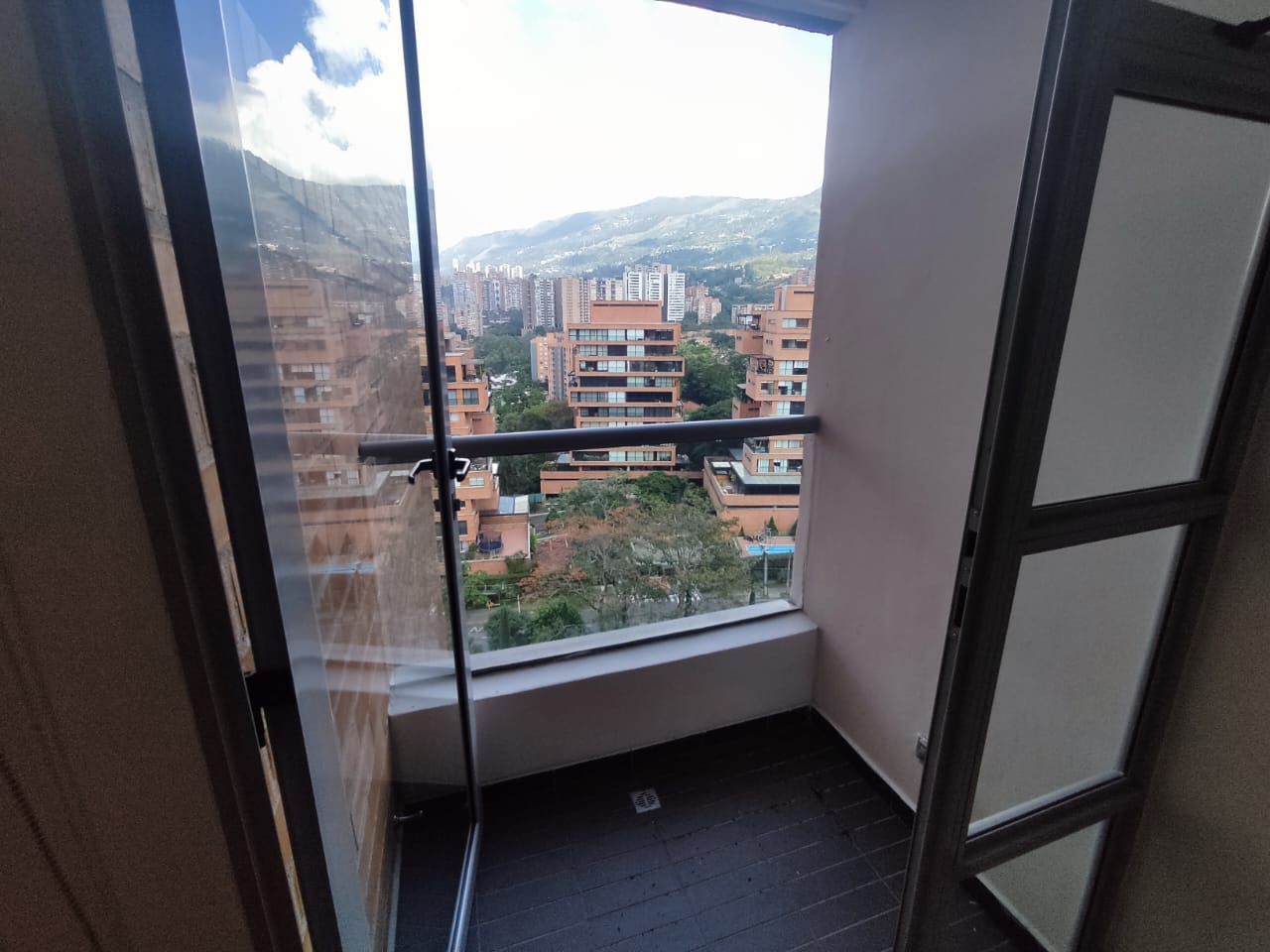 ARRIENDO APARTAMENTO, ENVIGADO BRUJAS