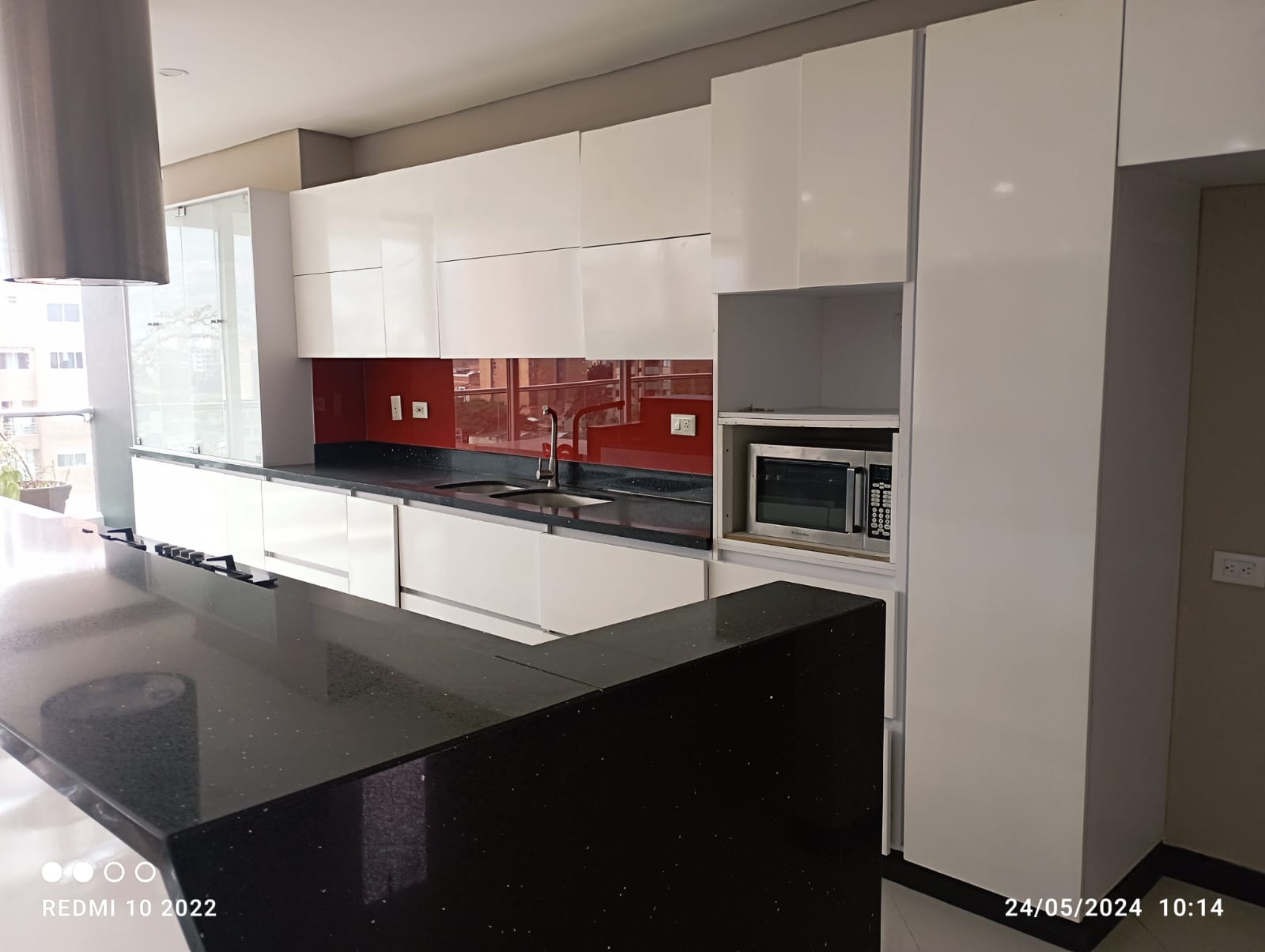 VENTA PENTHOUSE - LAURELES