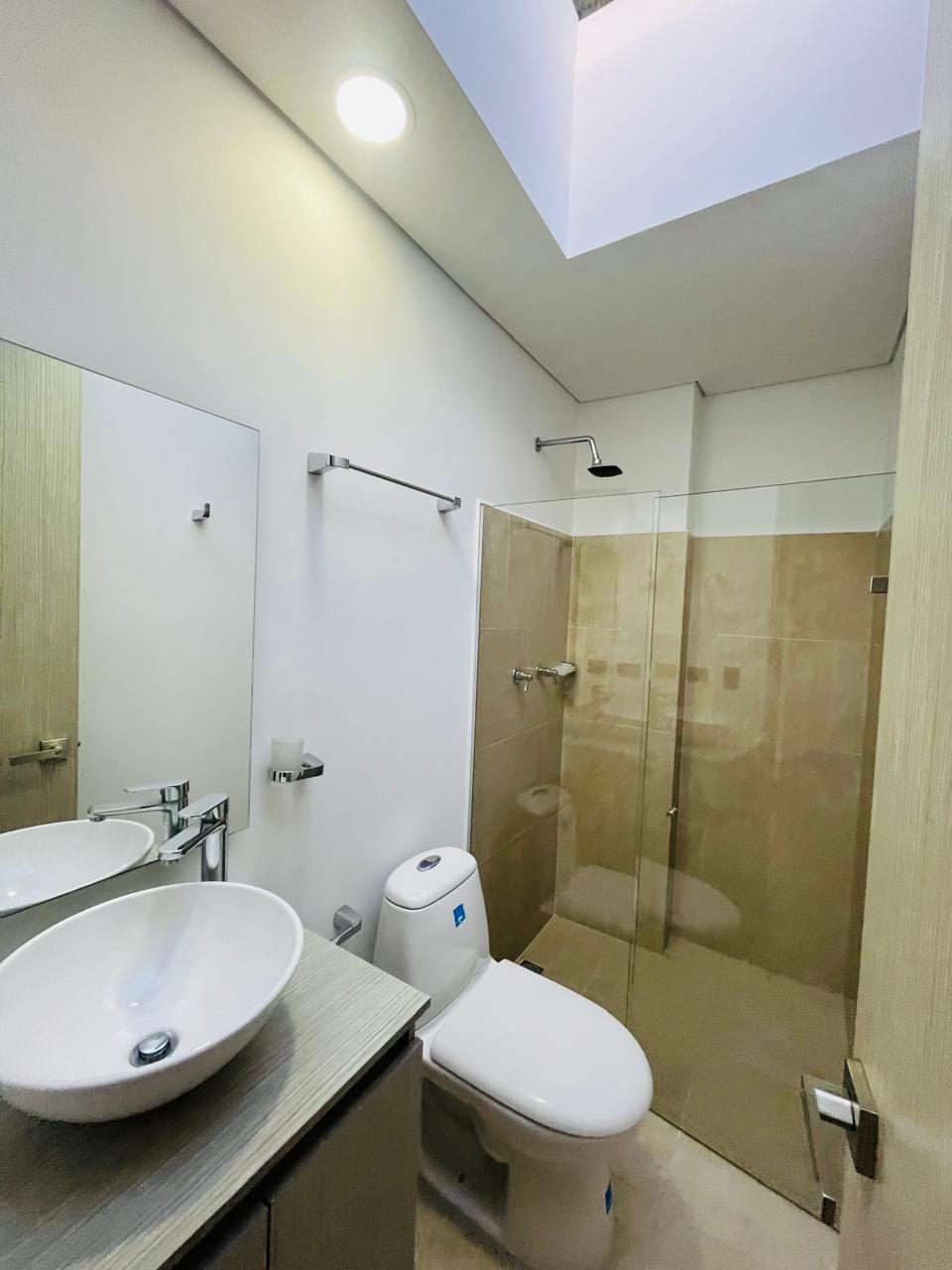 ARRIENDO CASA, ENVIGADO INTERMEDIA