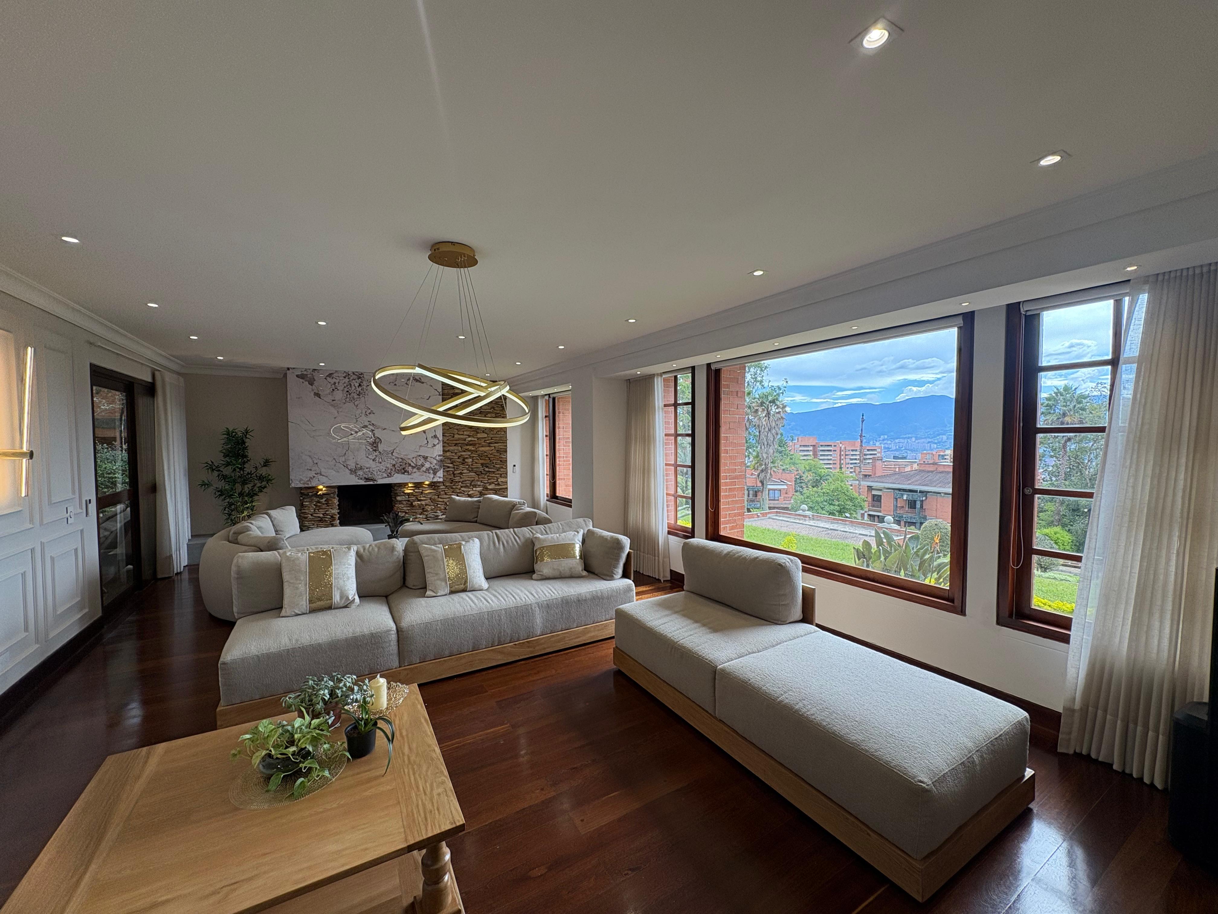 ARRIENDO CASA CAMPESTRE, POBLADO TESORO