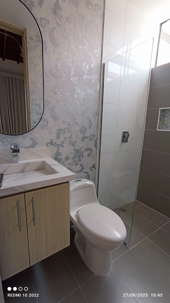 ARRIENDO CASA - POBLADO SAN LUCAS