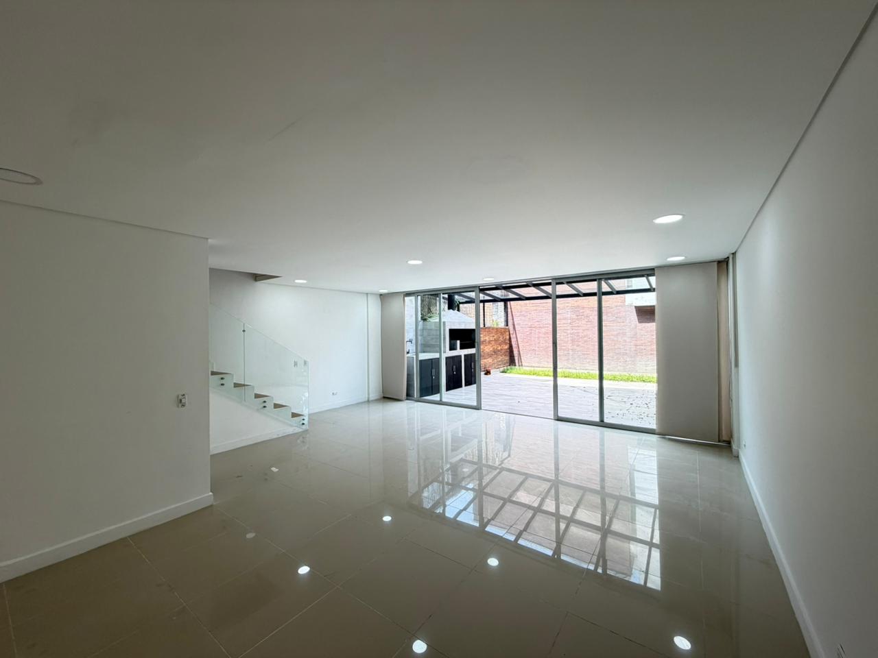 ARRIENDO CASA - ENVIGADO