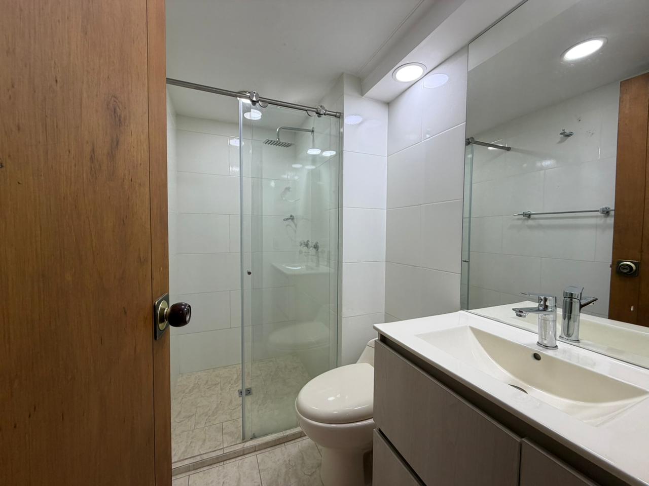 VENTA Y ARRIENDO APARTAMENTO - LAURELES