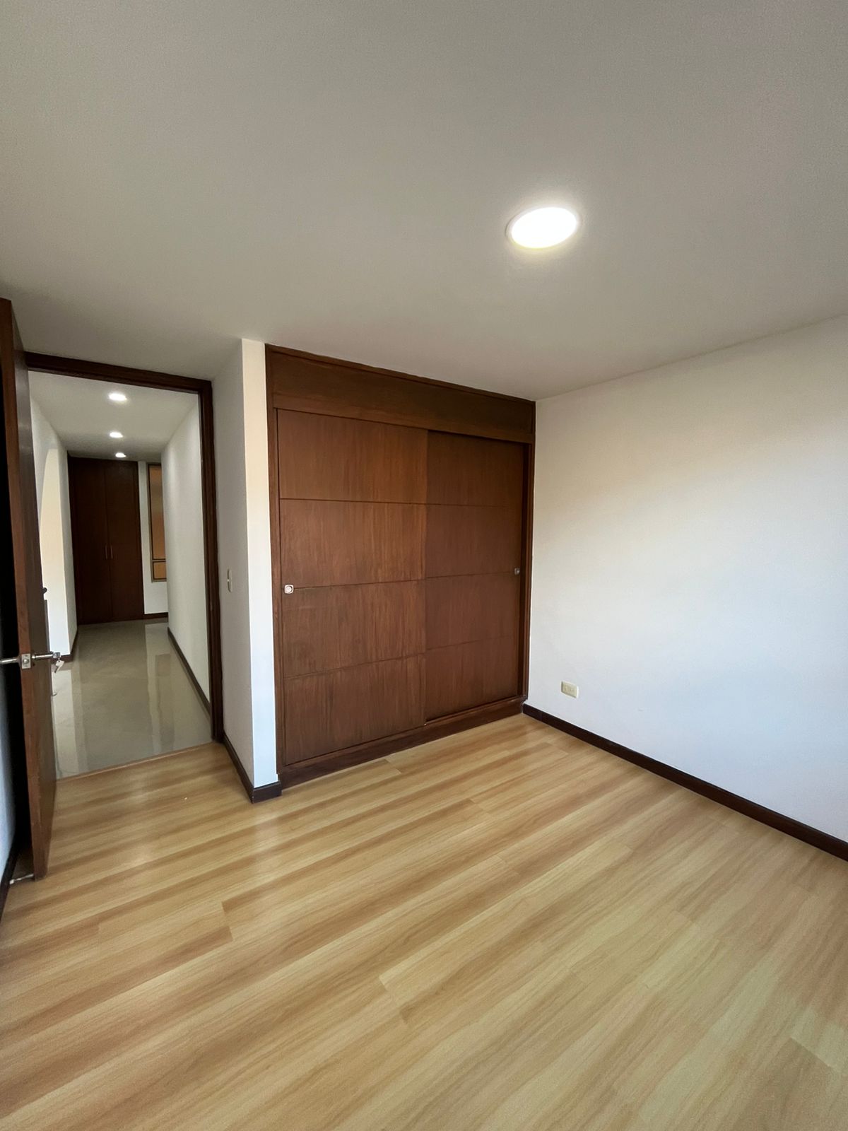 ARRIENDO APARTAMENTO - ENVIGADO SECTOR LAS ORQUIDEAS