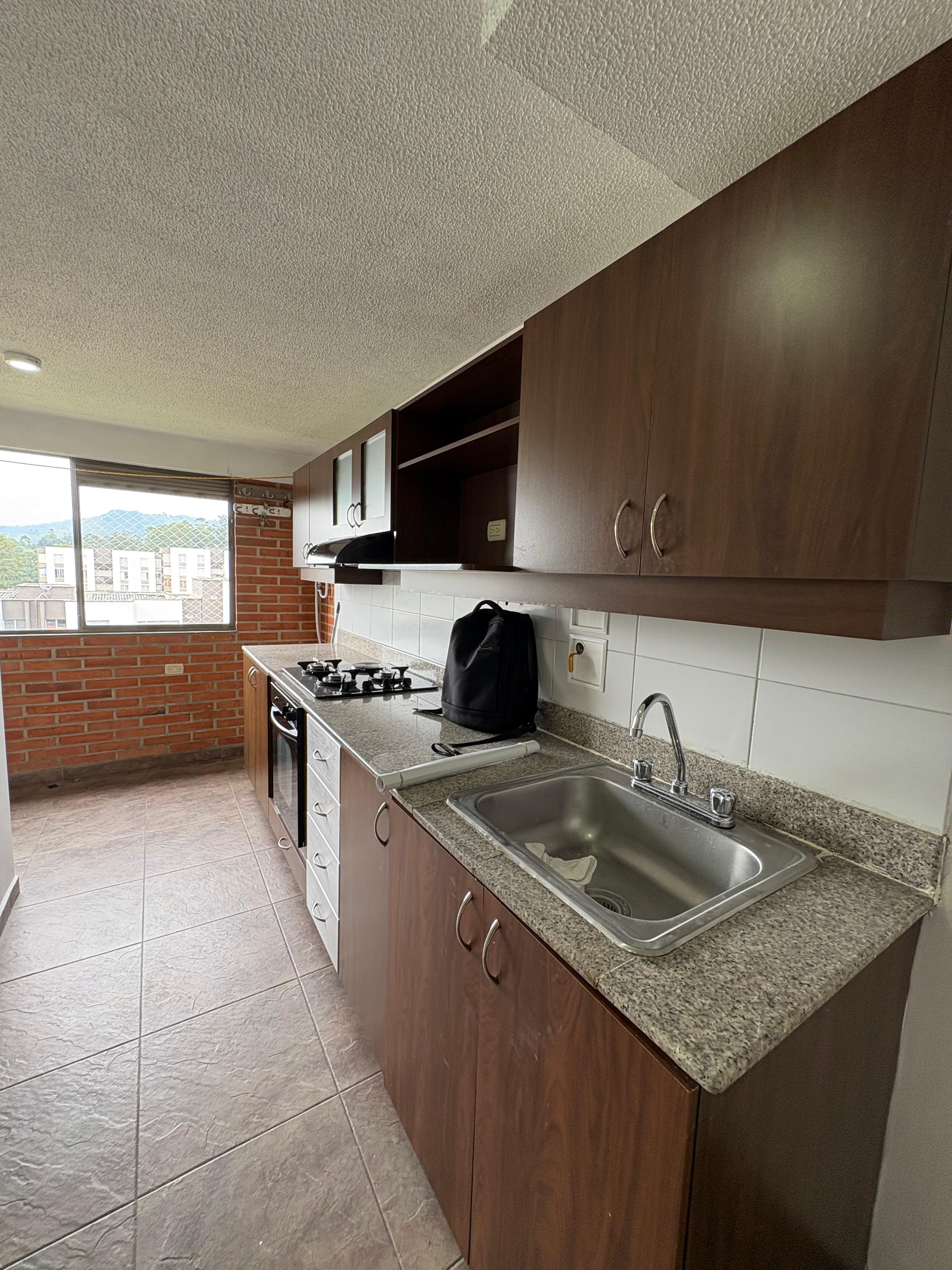 ARRIENDO APARTAMENTO - SIMÓN BOLIVAR SECTOR  ALMERIA