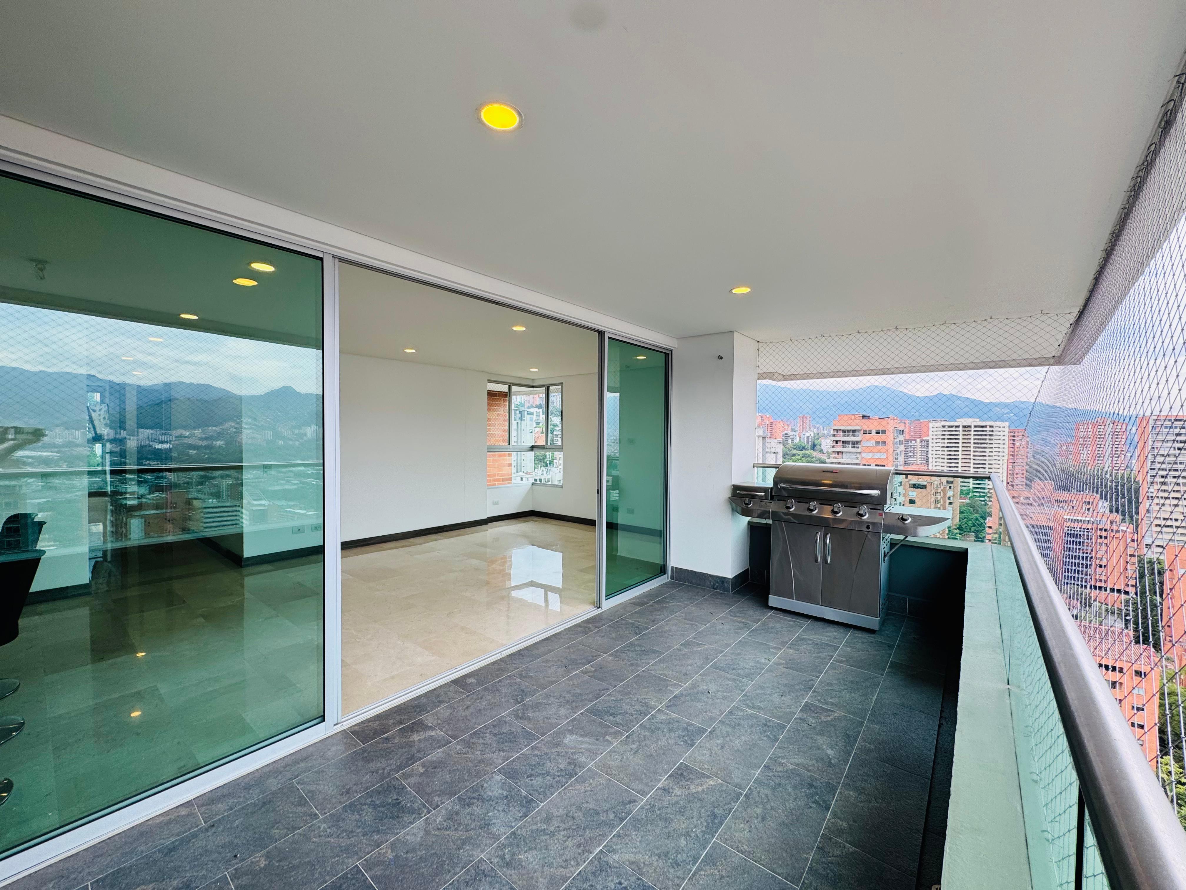ARRIENDO APARTAMENTO - POBLADO LOMA DE LOS PARRA