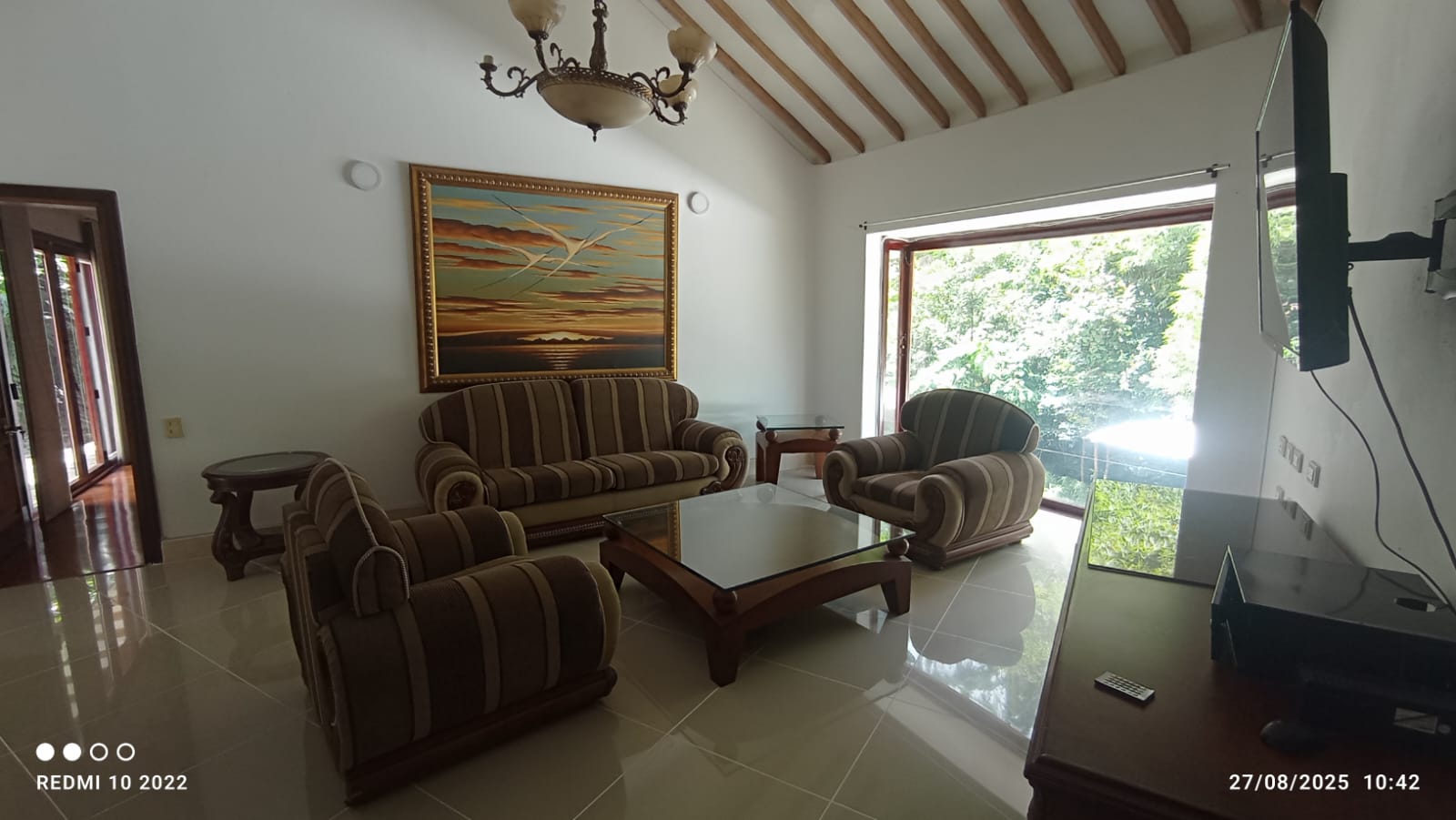 ARRIENDO CASA CAMPESTRE INDEPENDIENTE - POBLADO LOMA DE LOS BALSOS