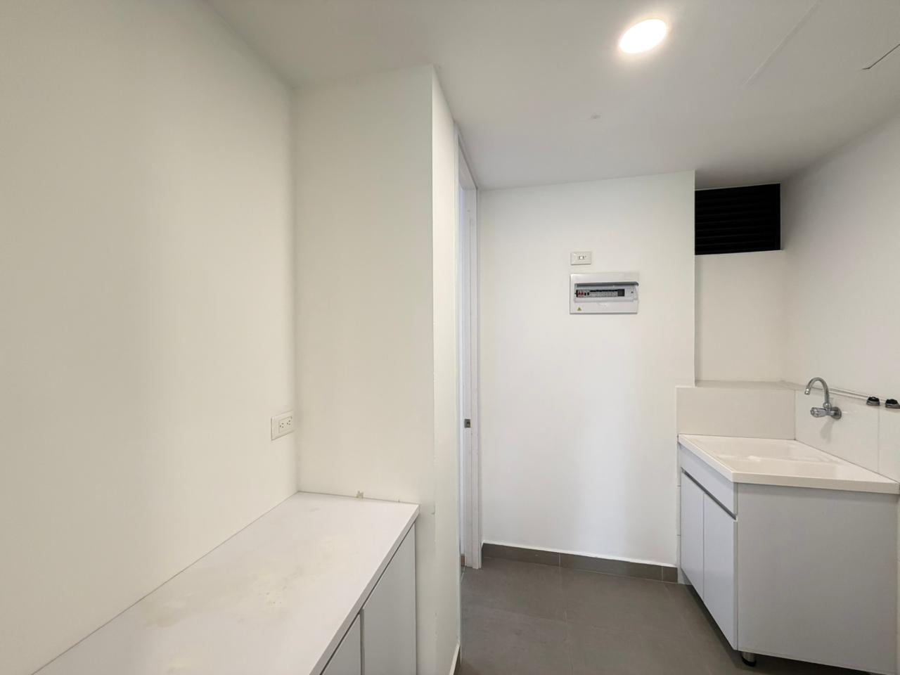 ARRIENDO CASA - ENVIGADO SECTOR INTERMEDIA