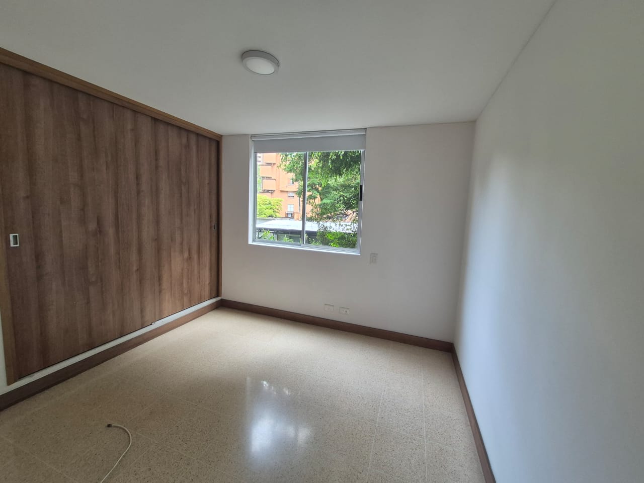 ARRIENDO APARTAMENTO, POBLADO FRONTERA