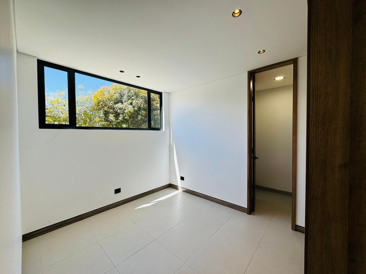 VENTA CASA - ALTO DE LAS PALMAS