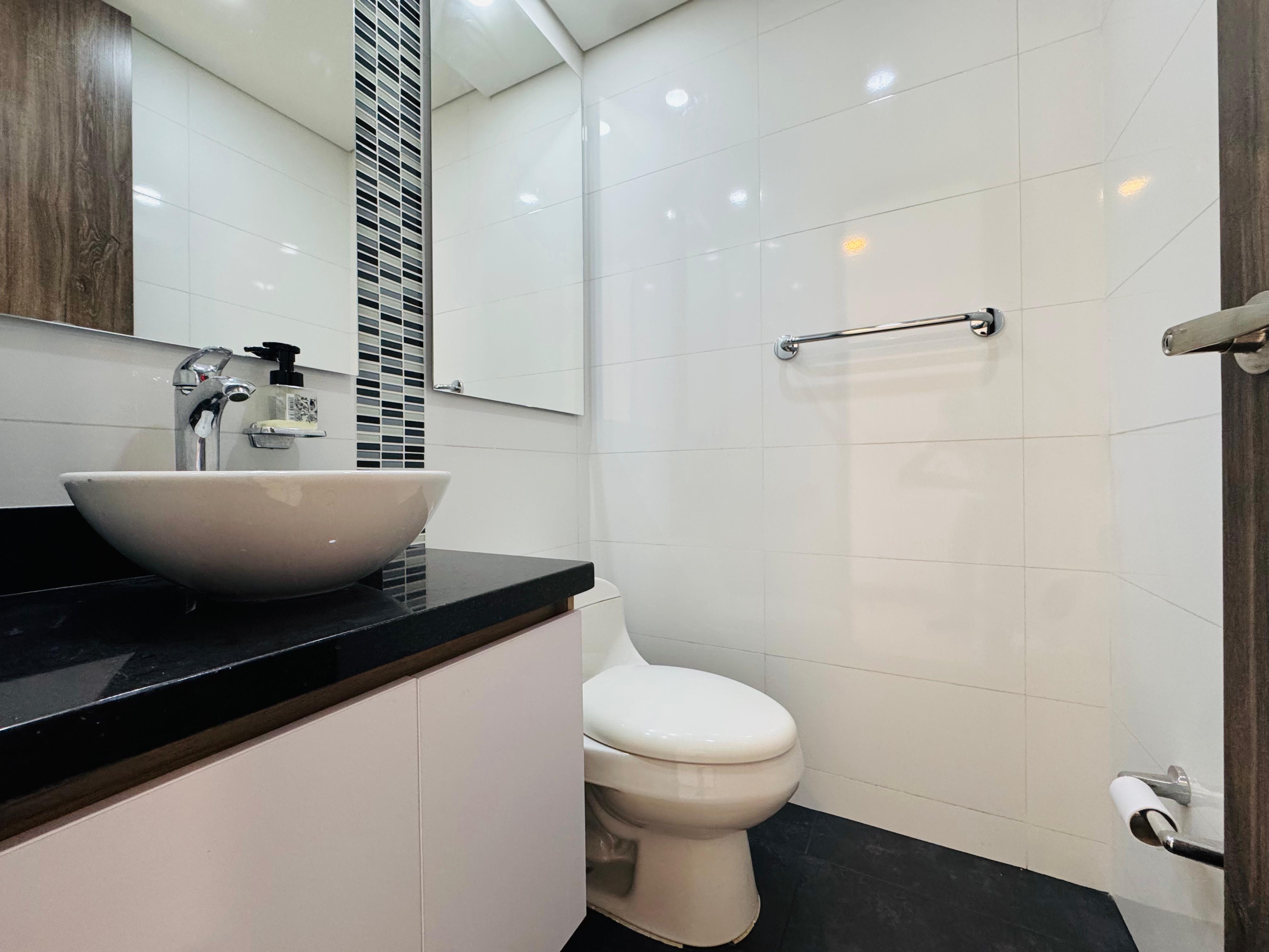 ARRIENDO APARTAMENTO - POBLADO LOMA DE LOS PARRA