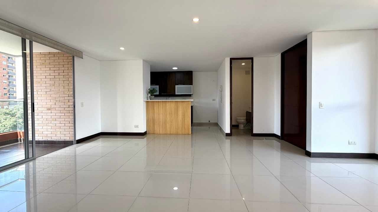 ARRIENDO APARTAMENTO - POBLADO LA LINDE