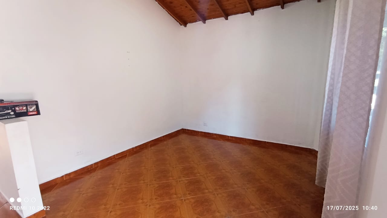 ARRIENDO CASA INDEPENDIENTE - SANTA MONICA