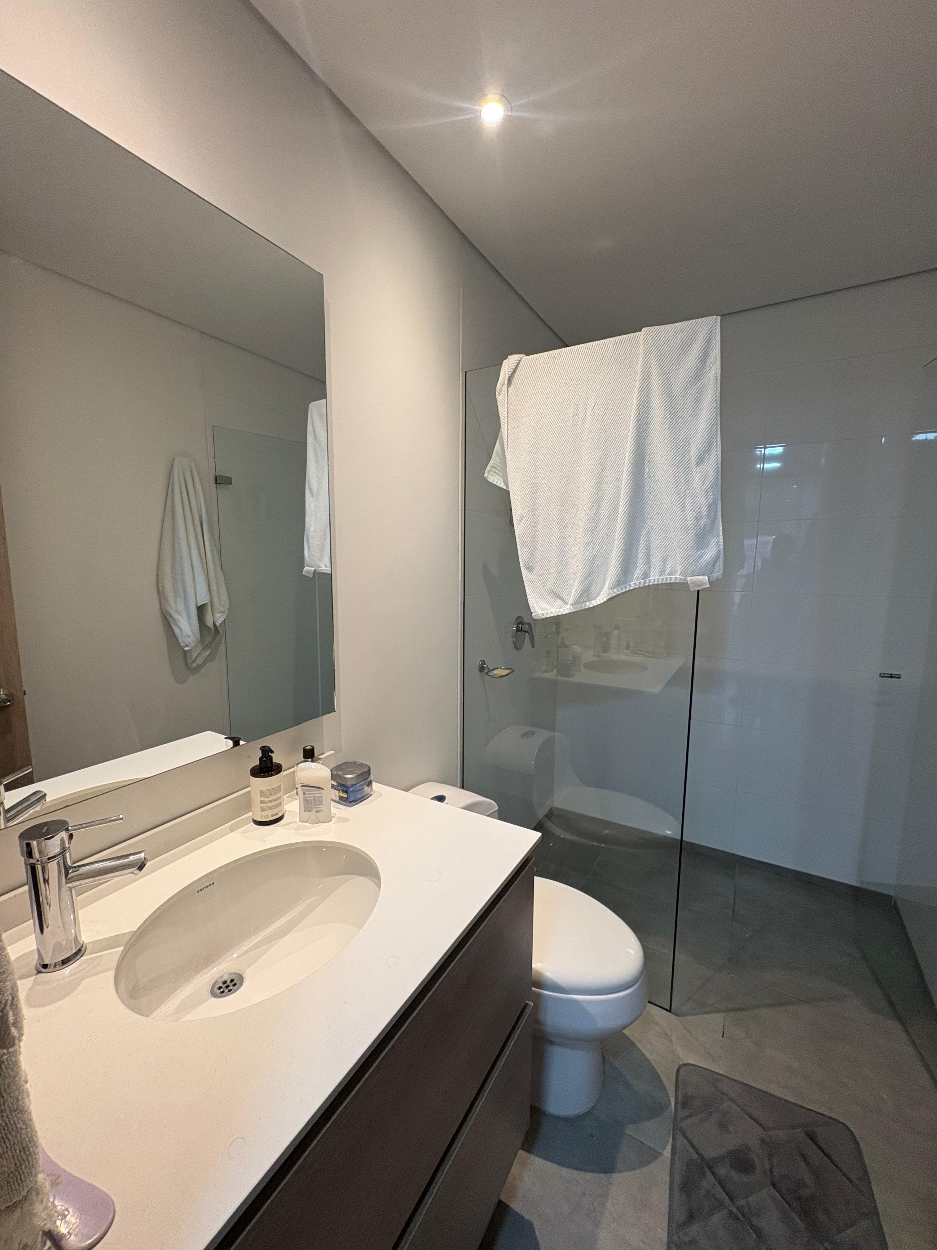 ARRIENDO APARTAESTUDIO, POBLADO LINARES