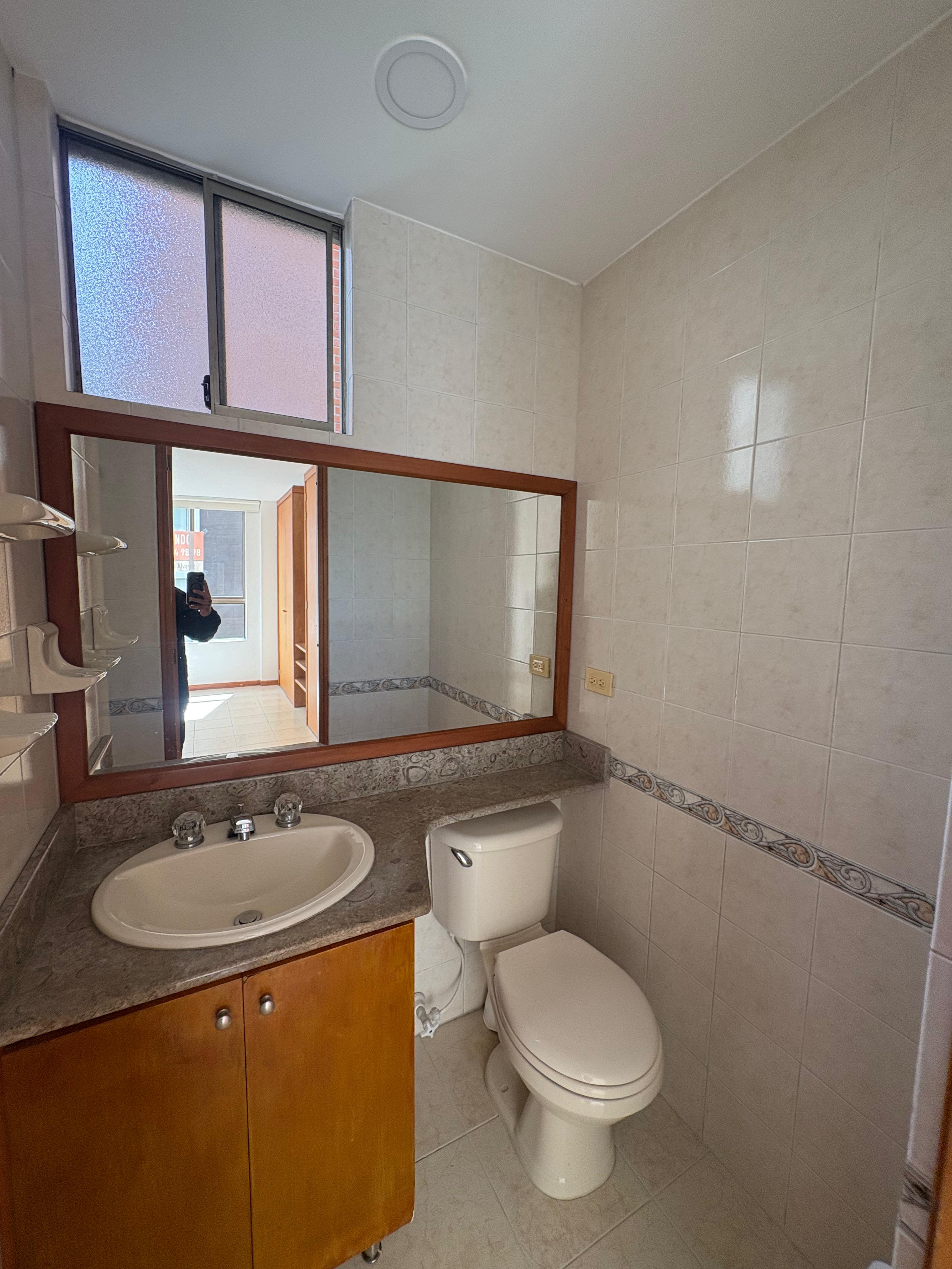 ARRIENDO APARTAMENTO, POBLADO LA 34