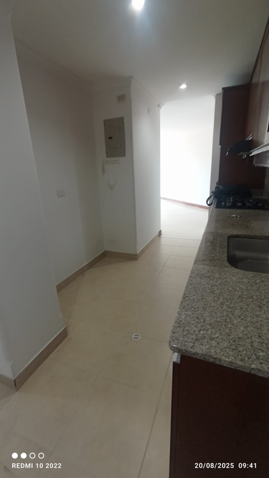 ARRIENDO APARTAMENTO - LAURELES