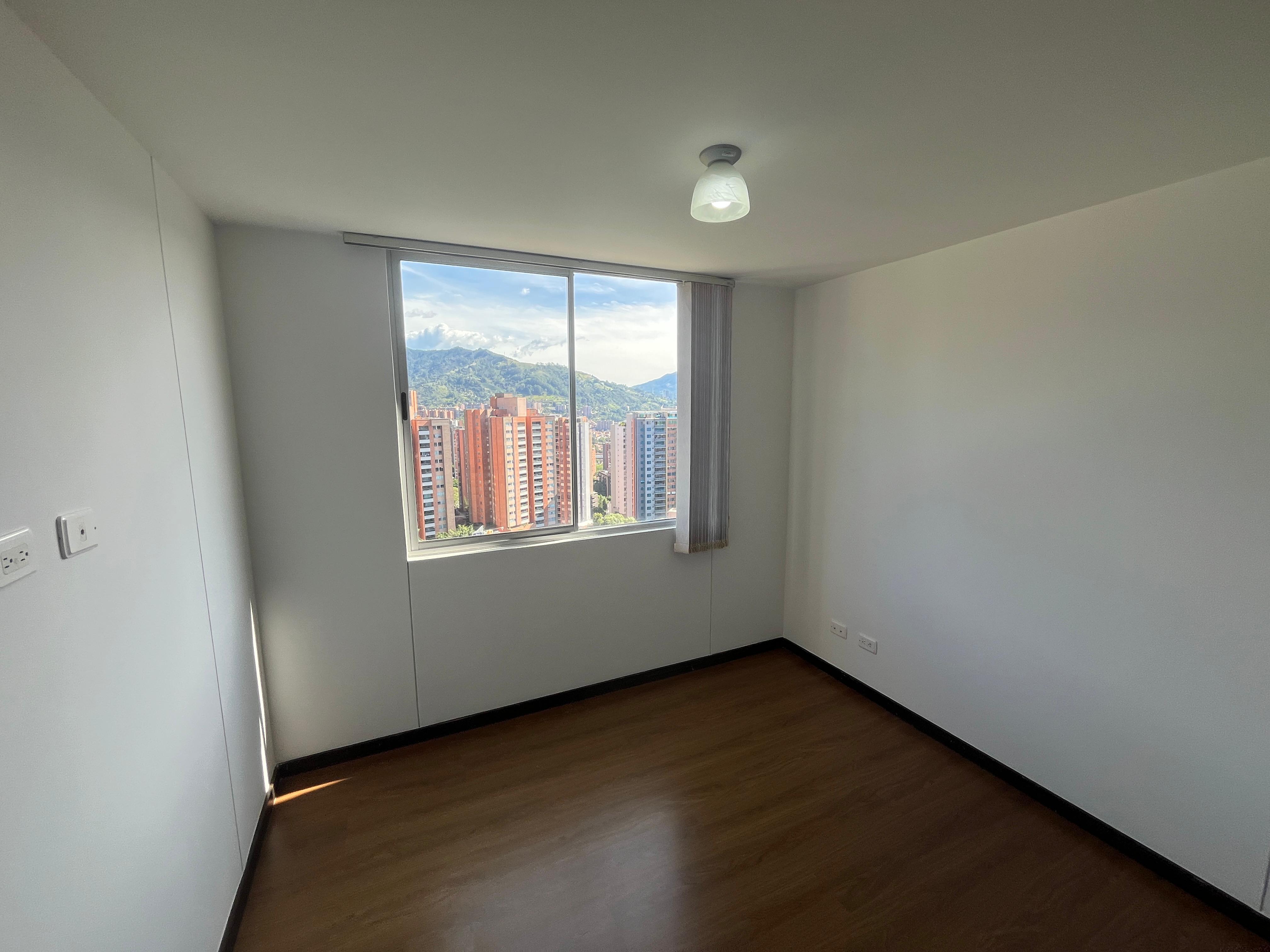 ARRIENDO APARTAMENTO - ENVIGADO ESMERALDAL