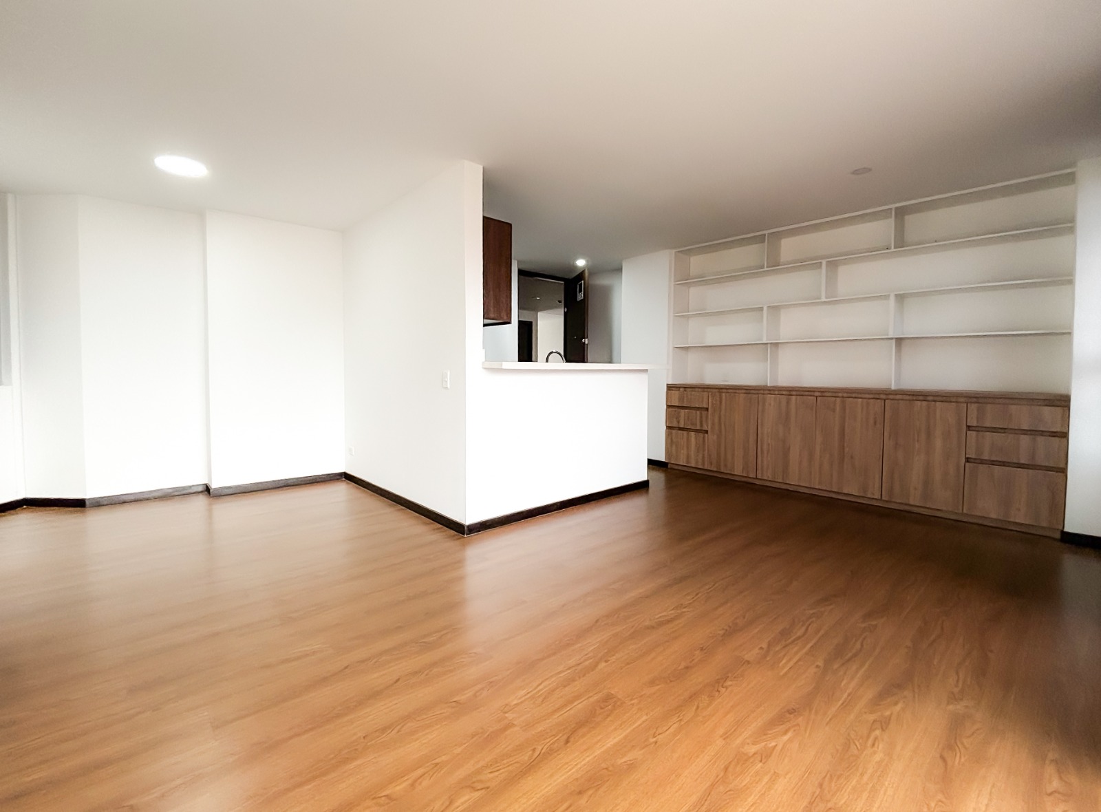 ARRIENDO APARTAMENTO - ENVIGADO ESMERALDAL