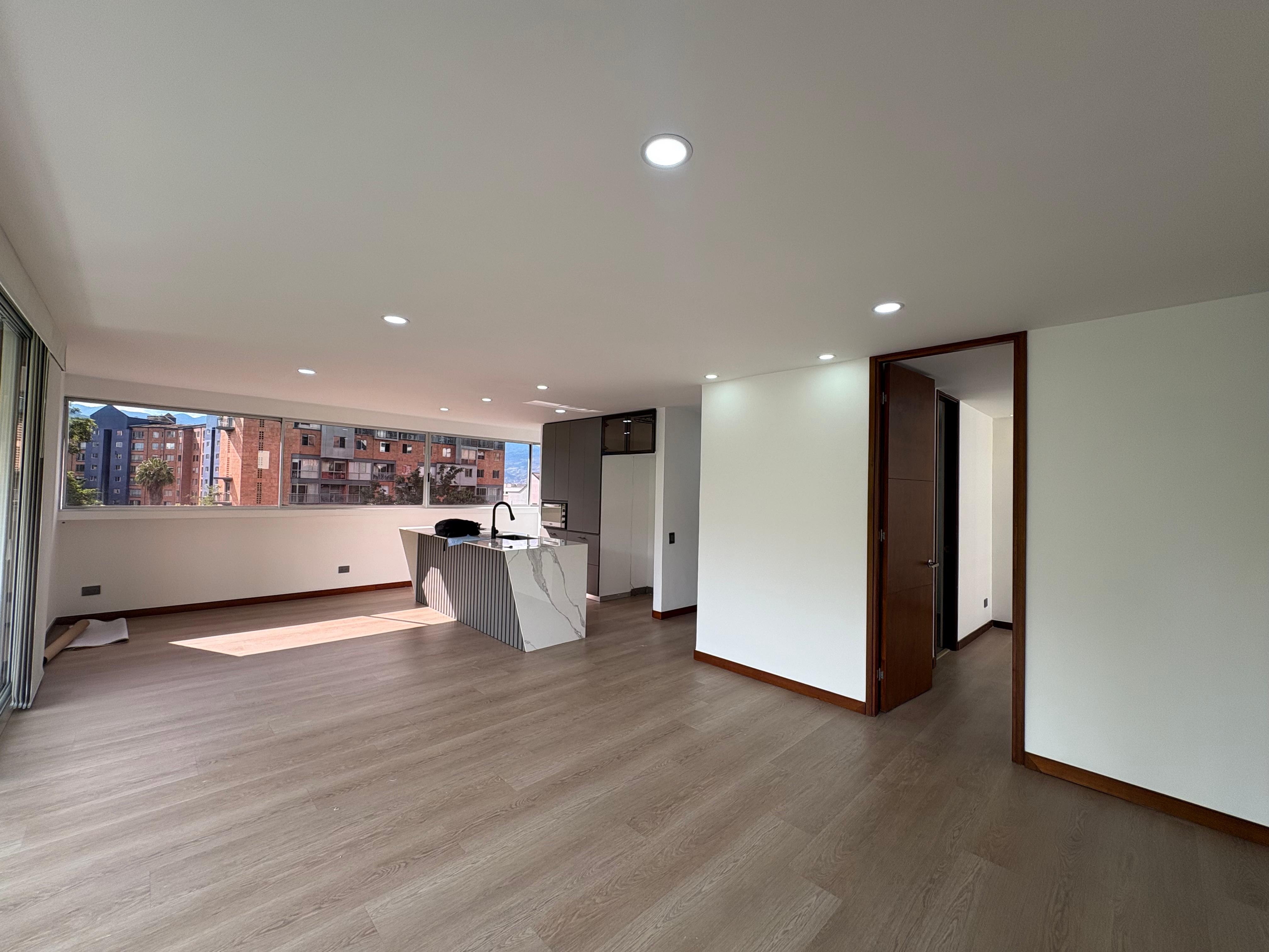 ARRIENDO APARTAMENTO, POBLADO SANTA MARIA DE LOS ANGELES