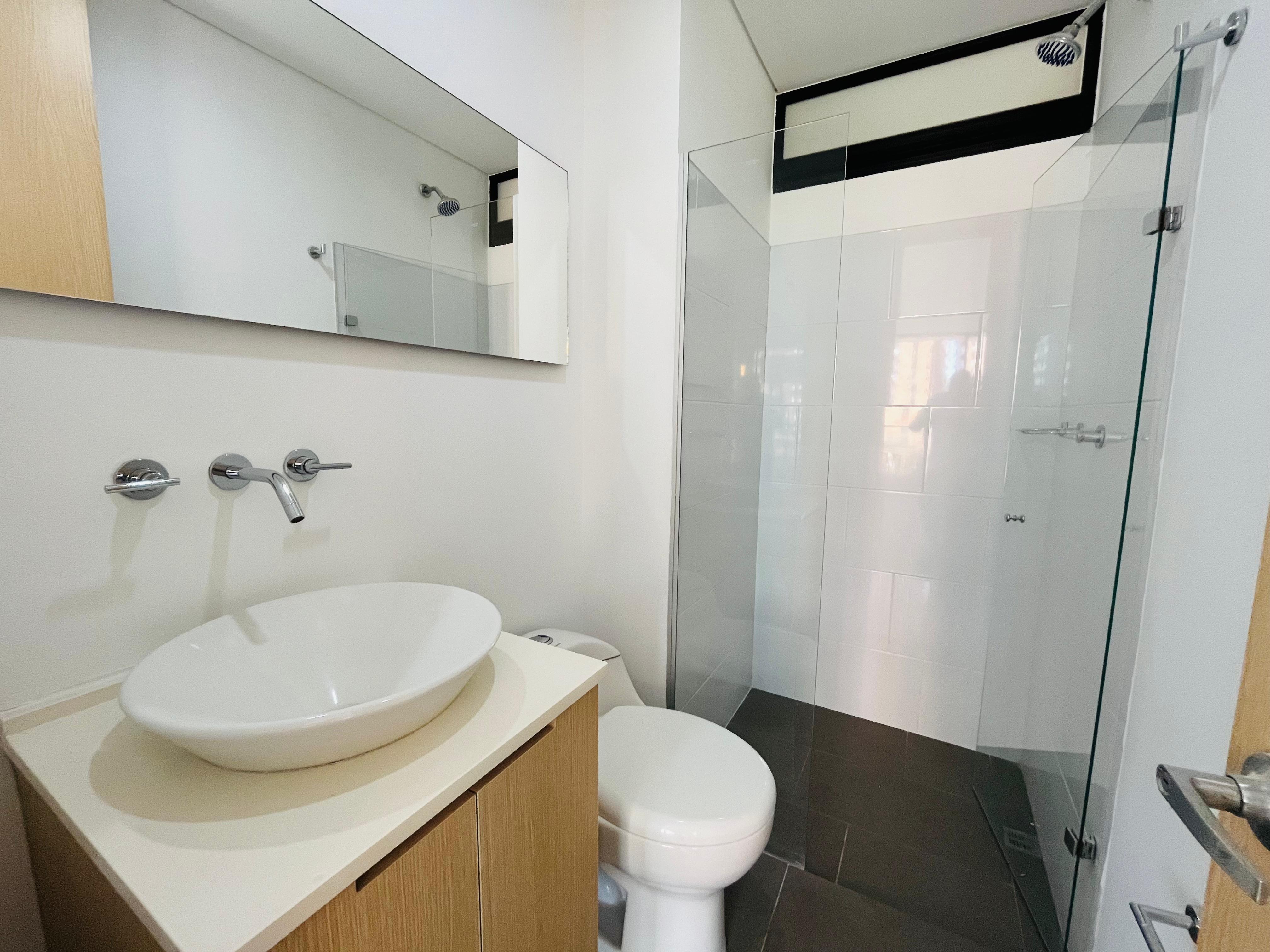 ARRIENDO APARTAESTUDIO - ENVIGADO LOMA DE LAS BRUJAS
