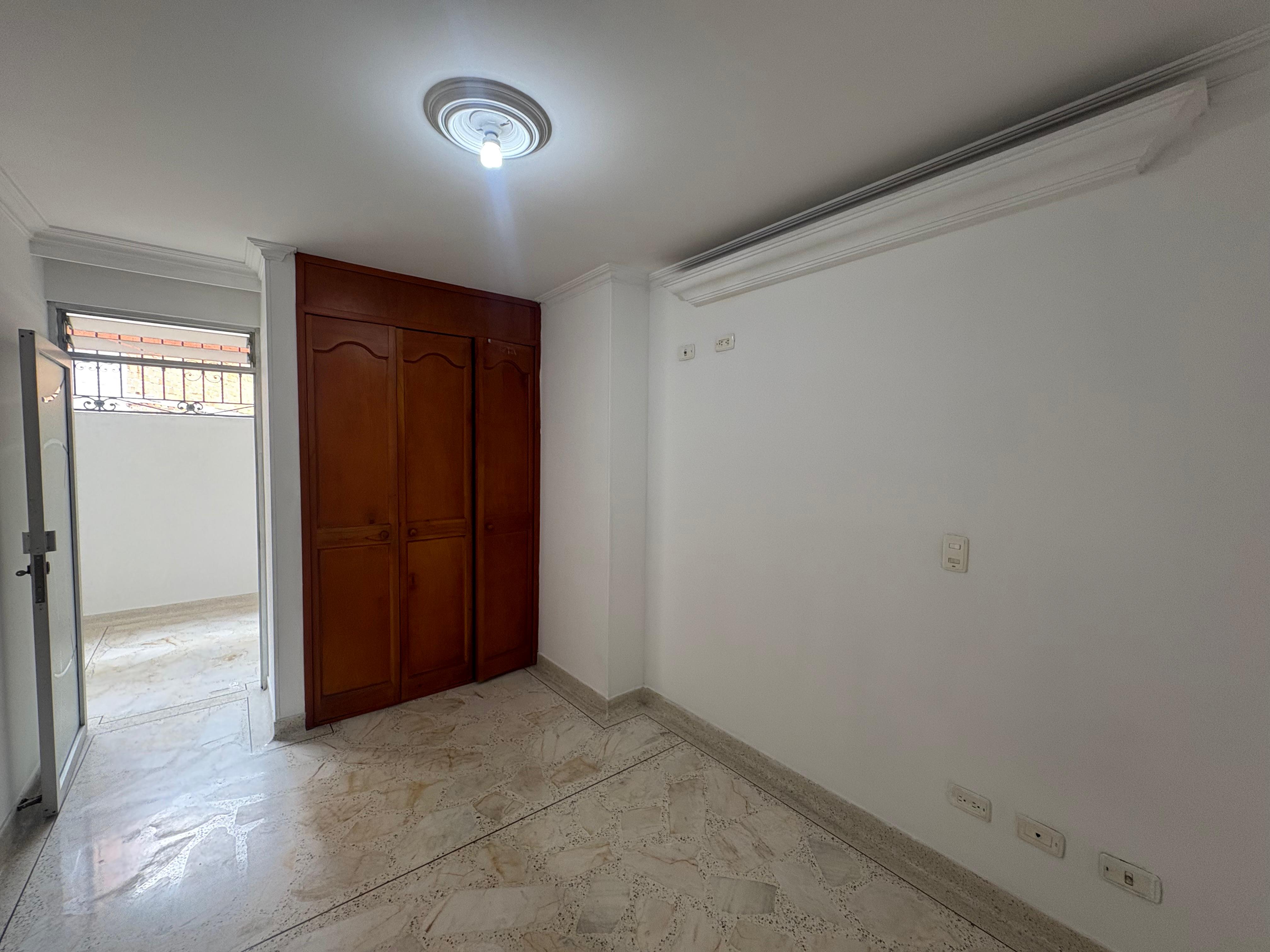 ARRIENDO APARTAMENTO, LAURELES
