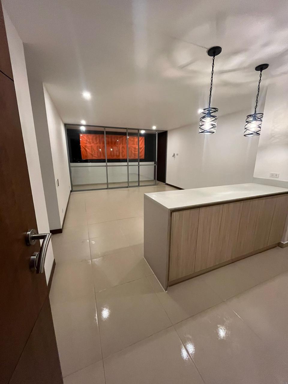 ARRIENDO APARTAMENTO - POBLADO LOS GONZALEZ