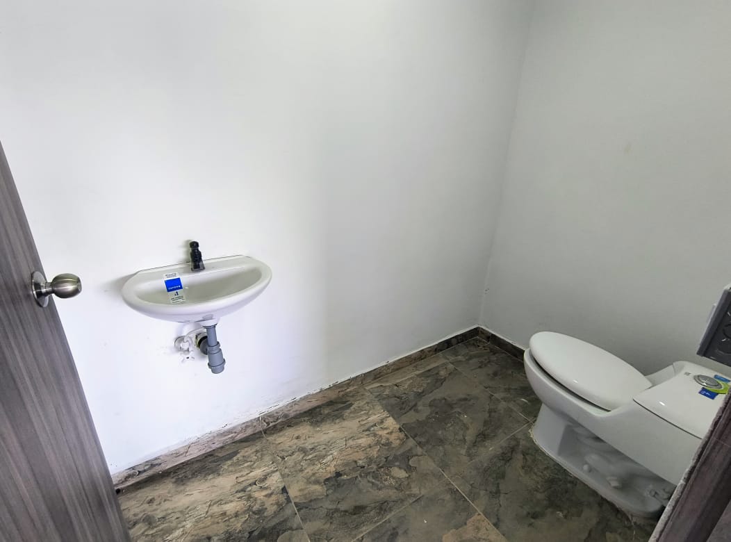 ARRIENDO BODEGA - AUTOPISTA MEDELLÍN - BOGOTÁ