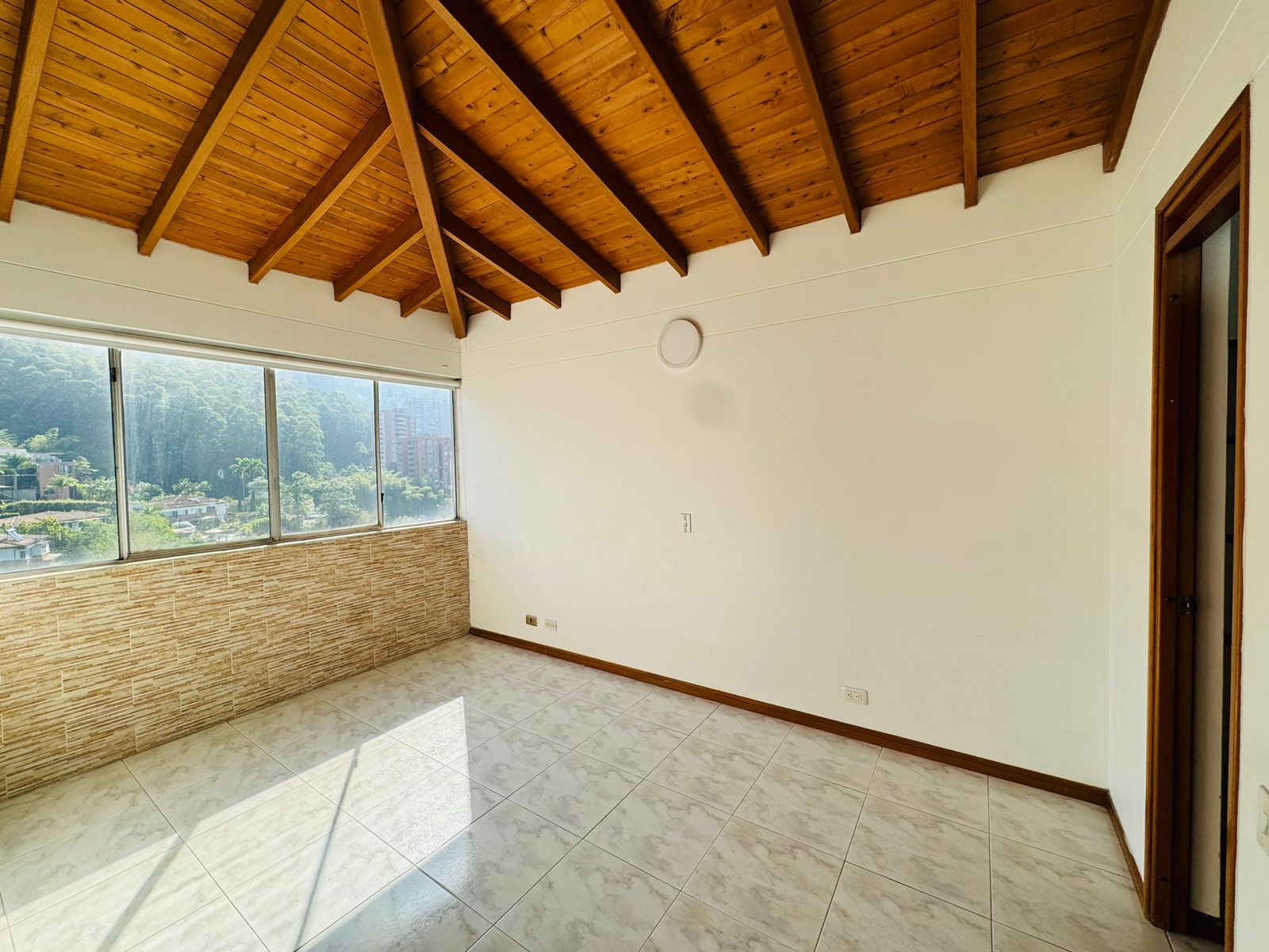 ARRIENDO PENTHOUSE DUPLEX - POBLADO