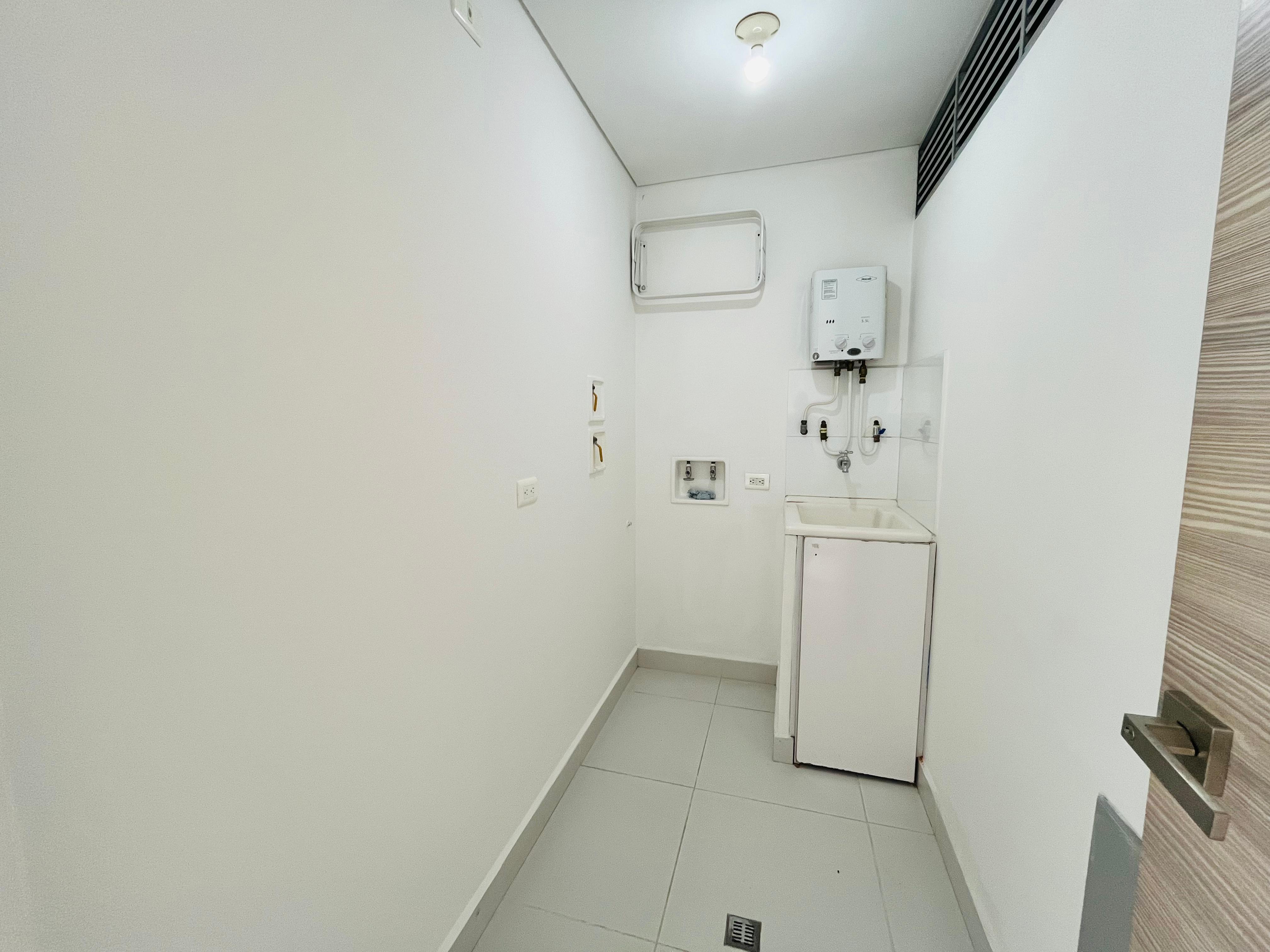 ARRIENDO APARTAMENTO - POBLADO CASTROPOL