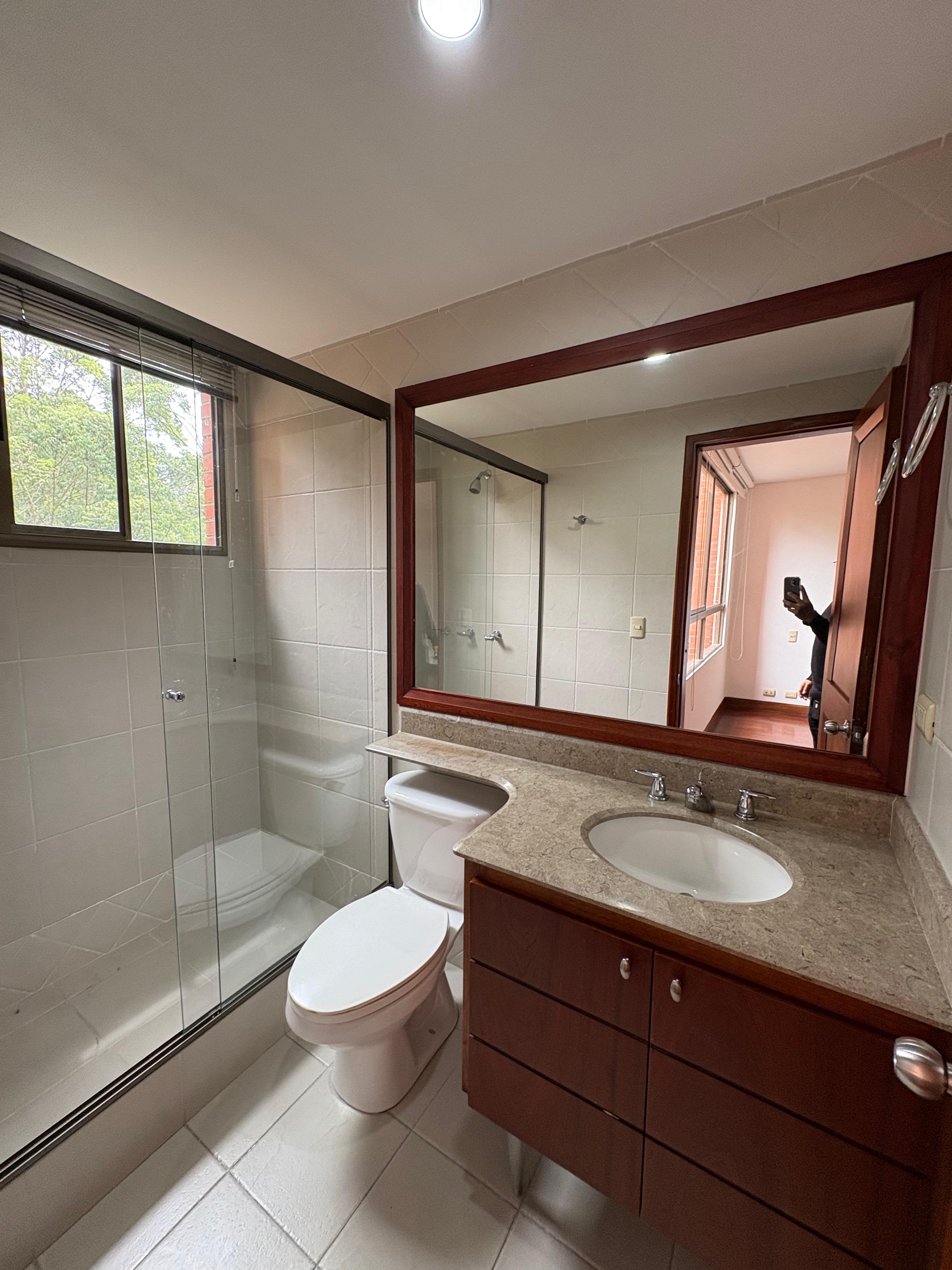 ARRIENDO APARTAMENTO, POBLADO CALERA