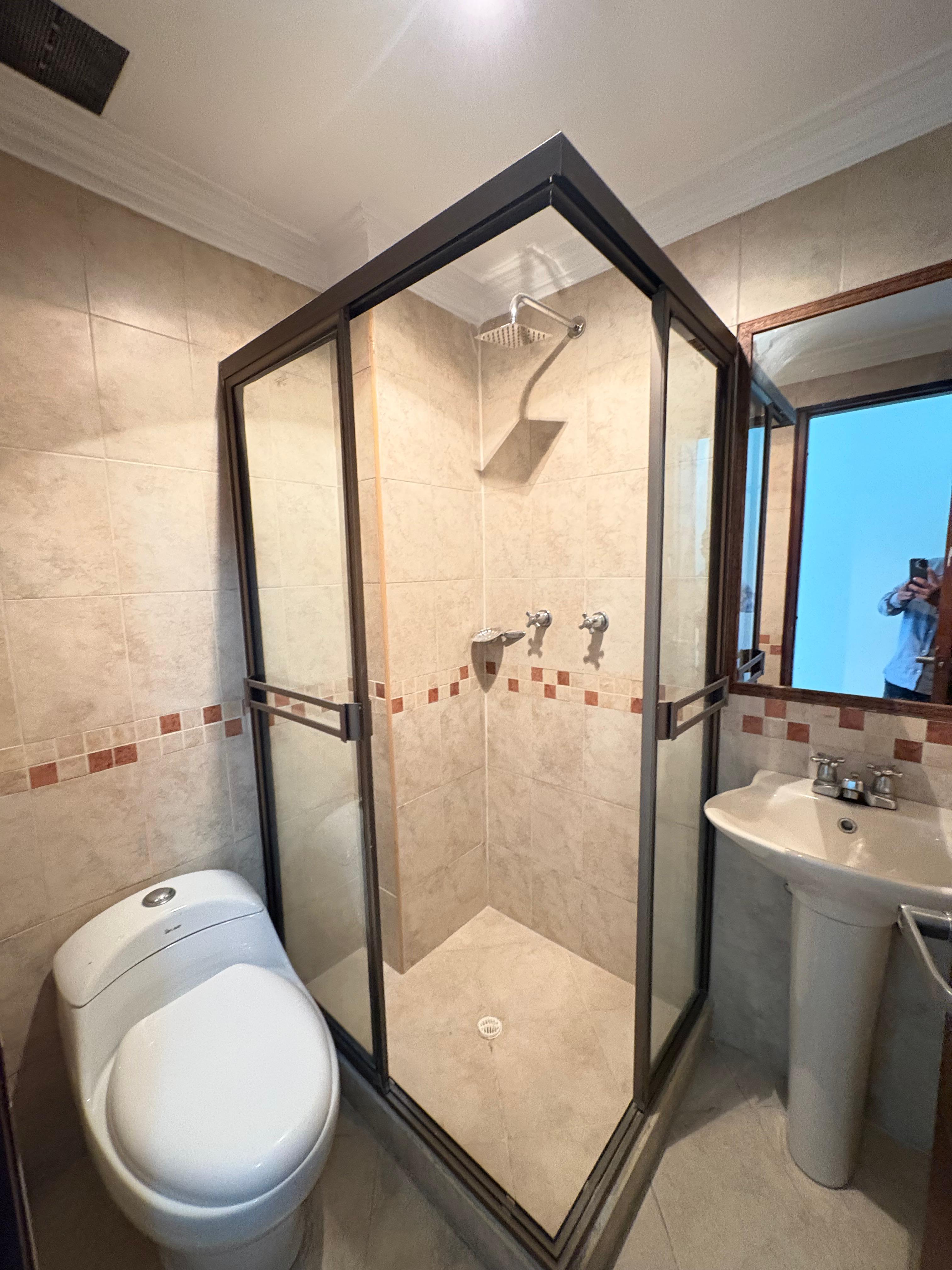 ARRIENDO APARTAMENTO, CONQUISTADORES